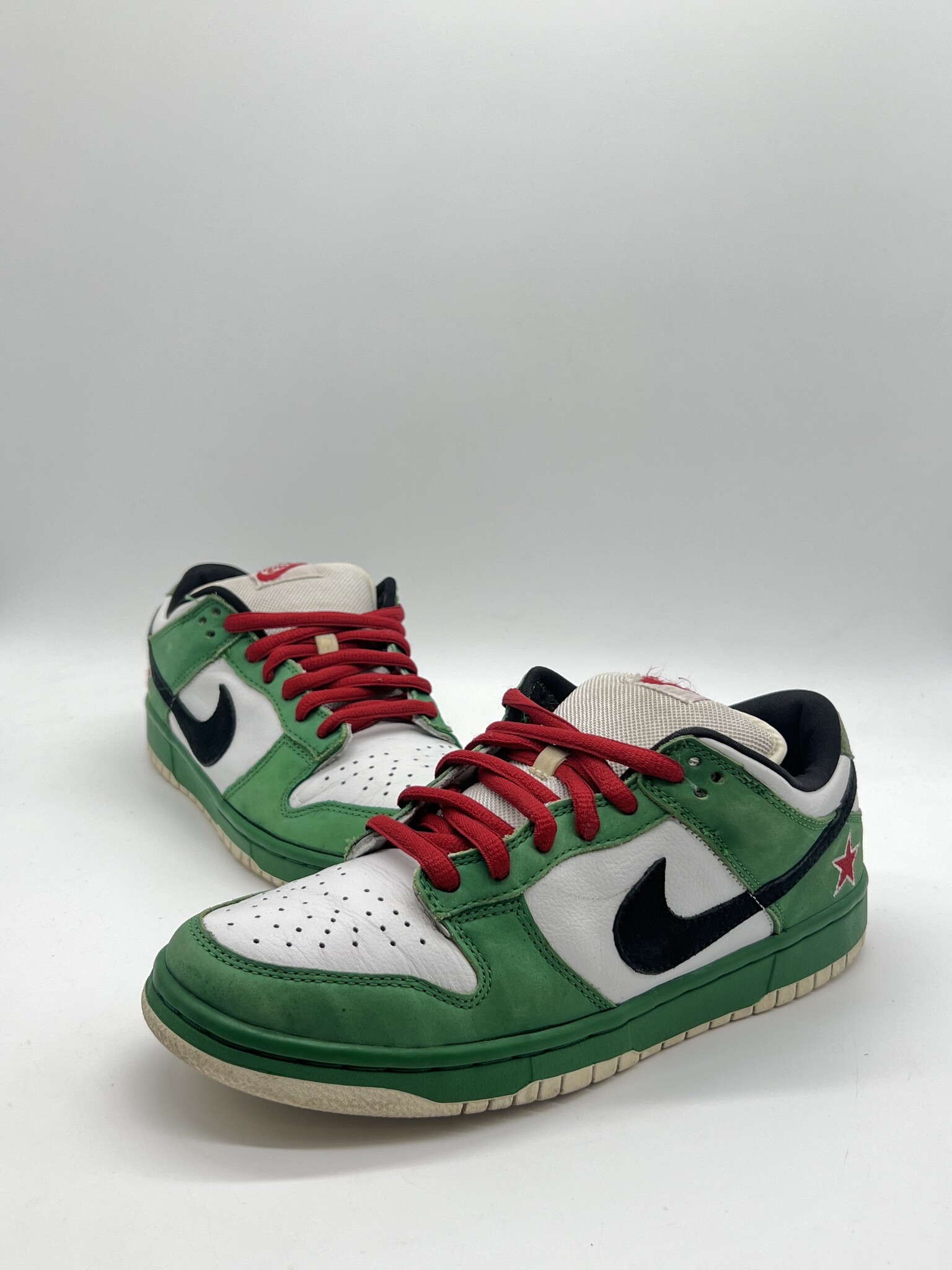 nike-sb-dunk-low-heineken.jpg nike-sb-dunk-low-heineken.jpg