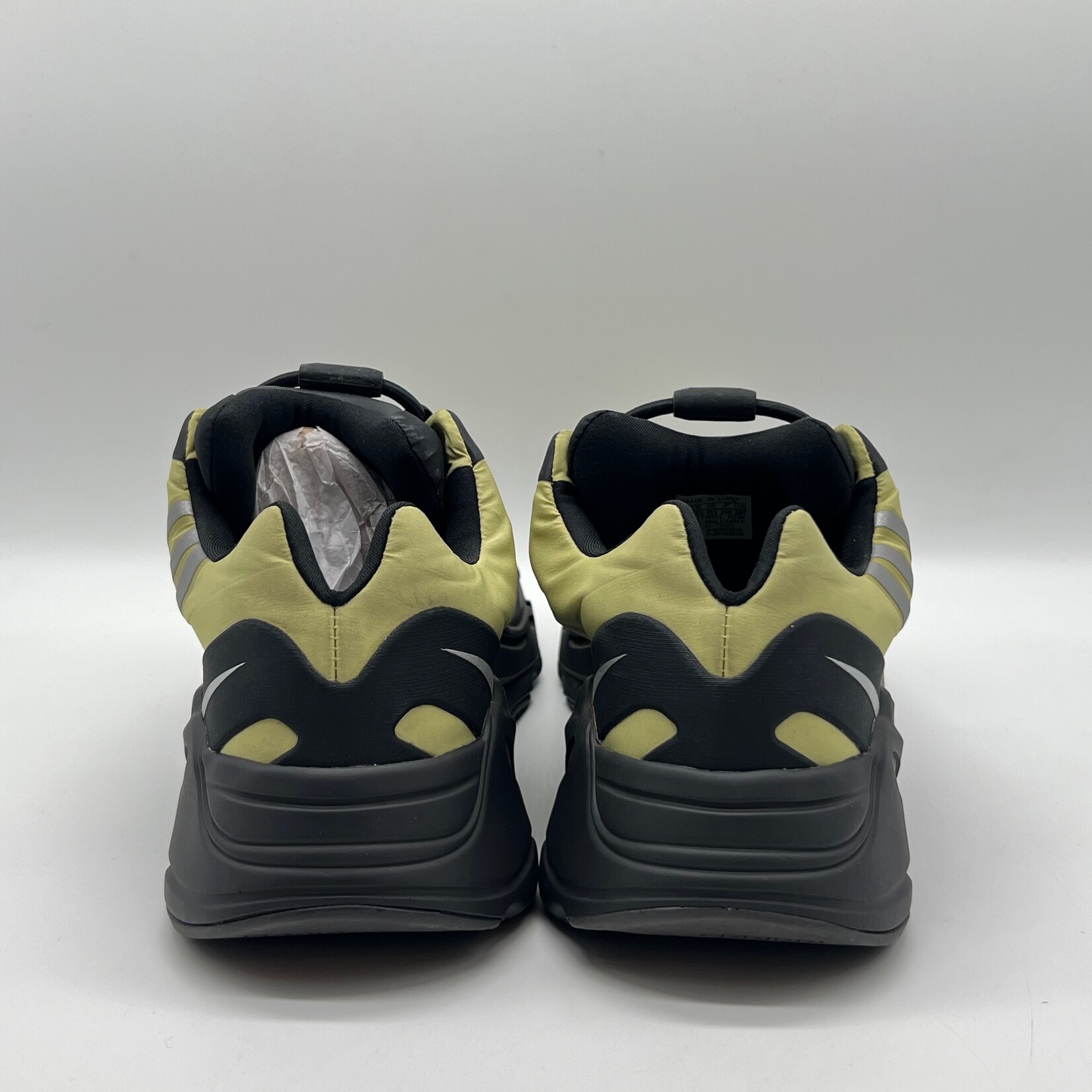 Yeezy Boost 700 MNVN Resin