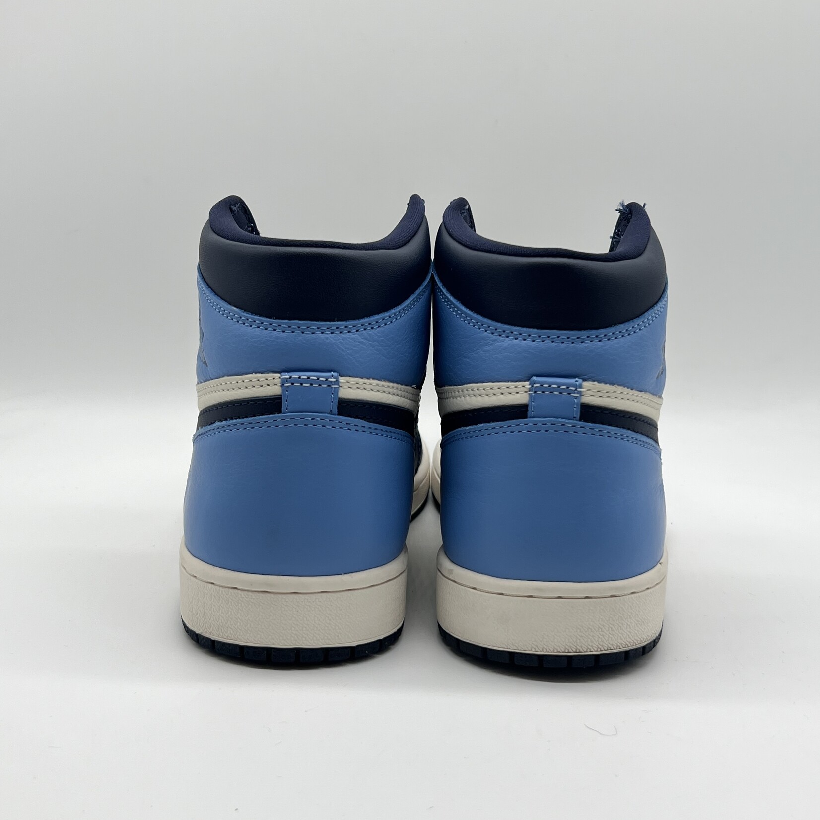 Jordan 1 Retro High Obsidian