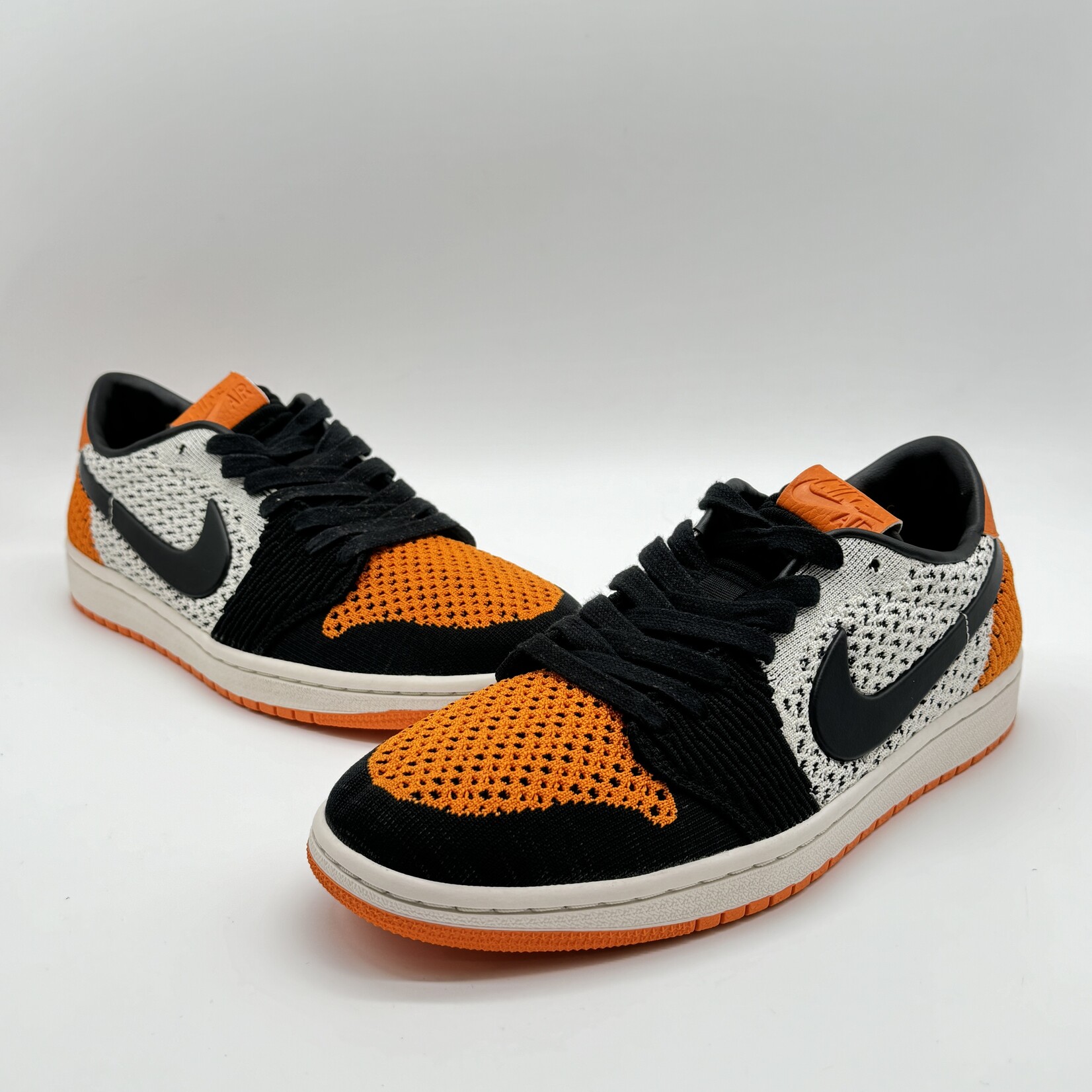 Jordan 1 Retro Low Flyknit Shattered Backboard - Diverse Sole Jordan 1 Retro Low Flyknit Shattered Backboard - Diverse Sole