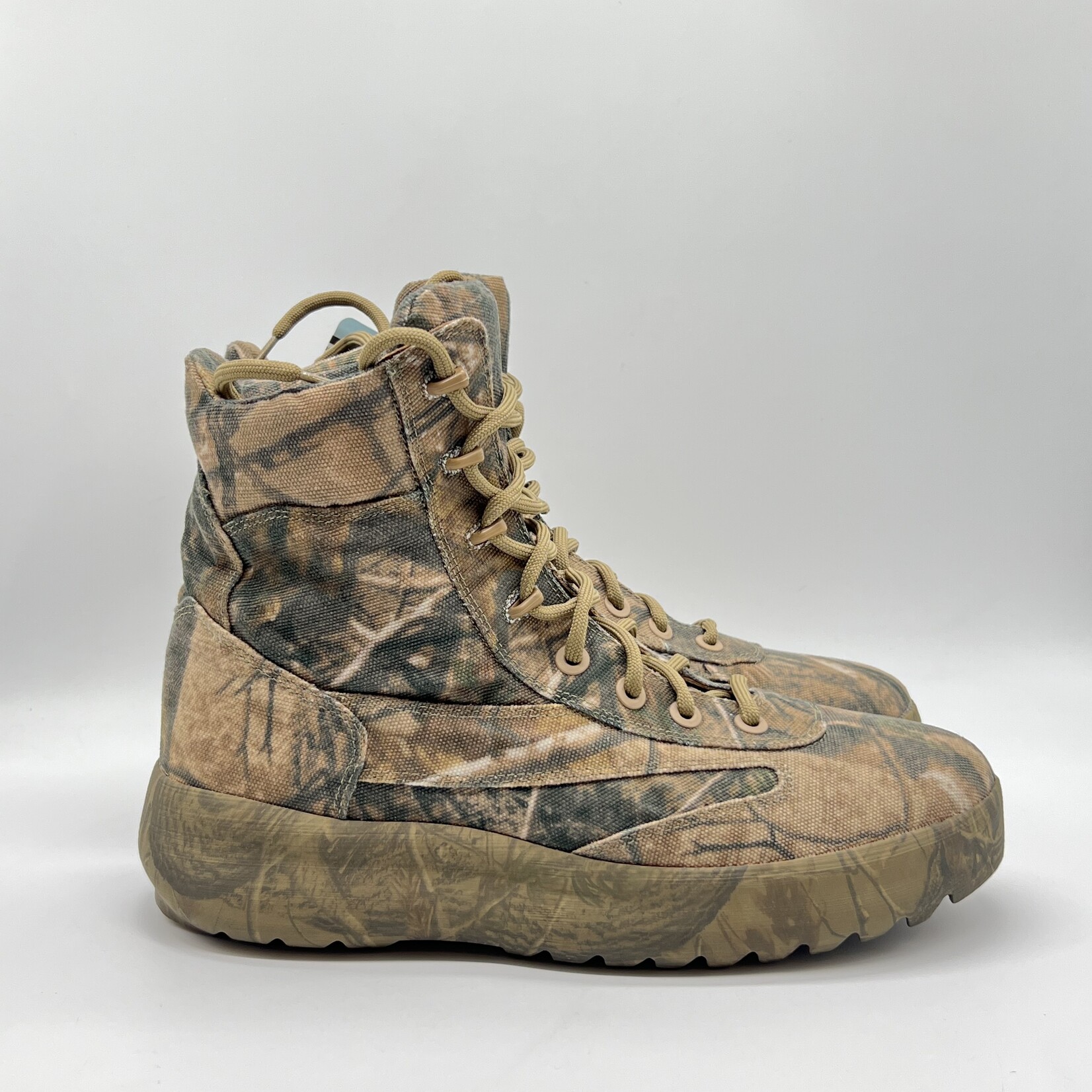 Yeezy Canvas Boot Season 5 Camo