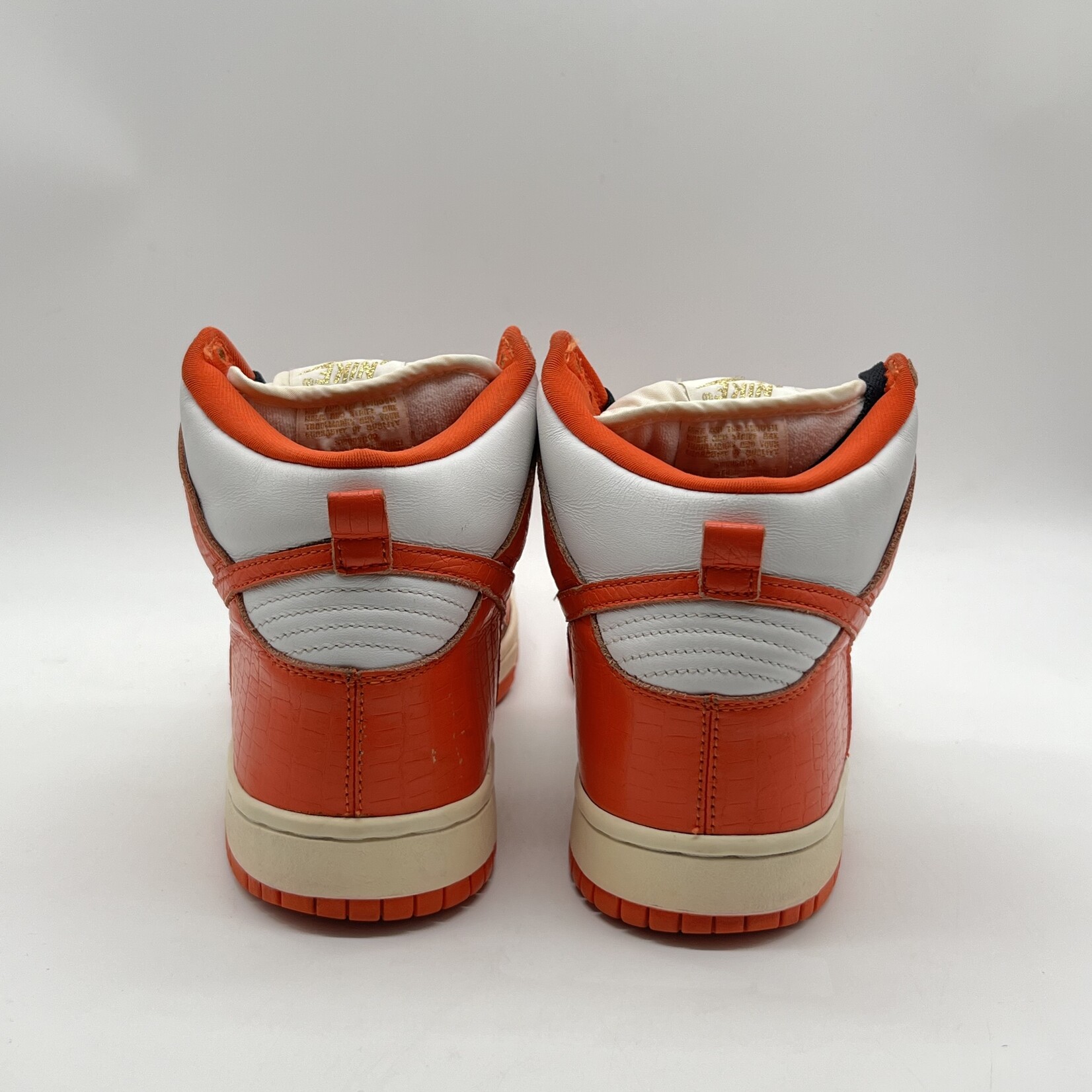 Nike SB Dunk High Supreme Orange