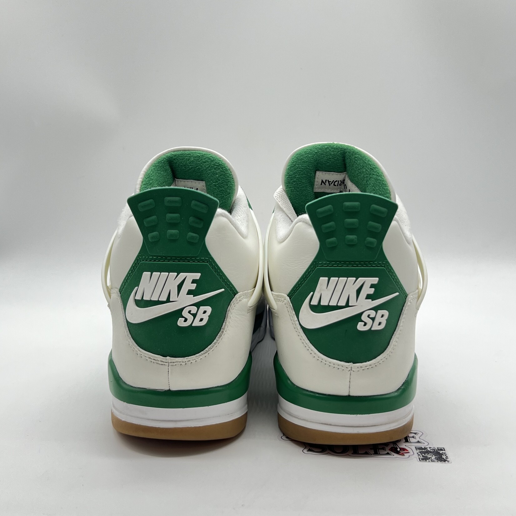 Jordan 4 Retro SB Pine Green