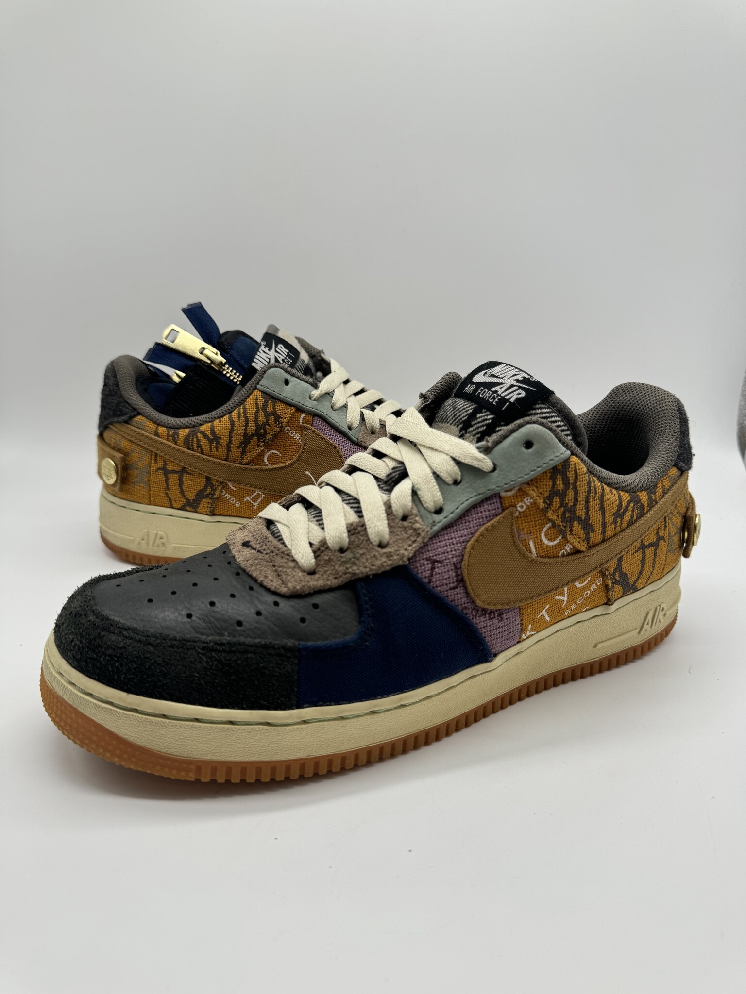 Nike Air Force 1 Low Travis Scott Cactus Jack Diverse Sole