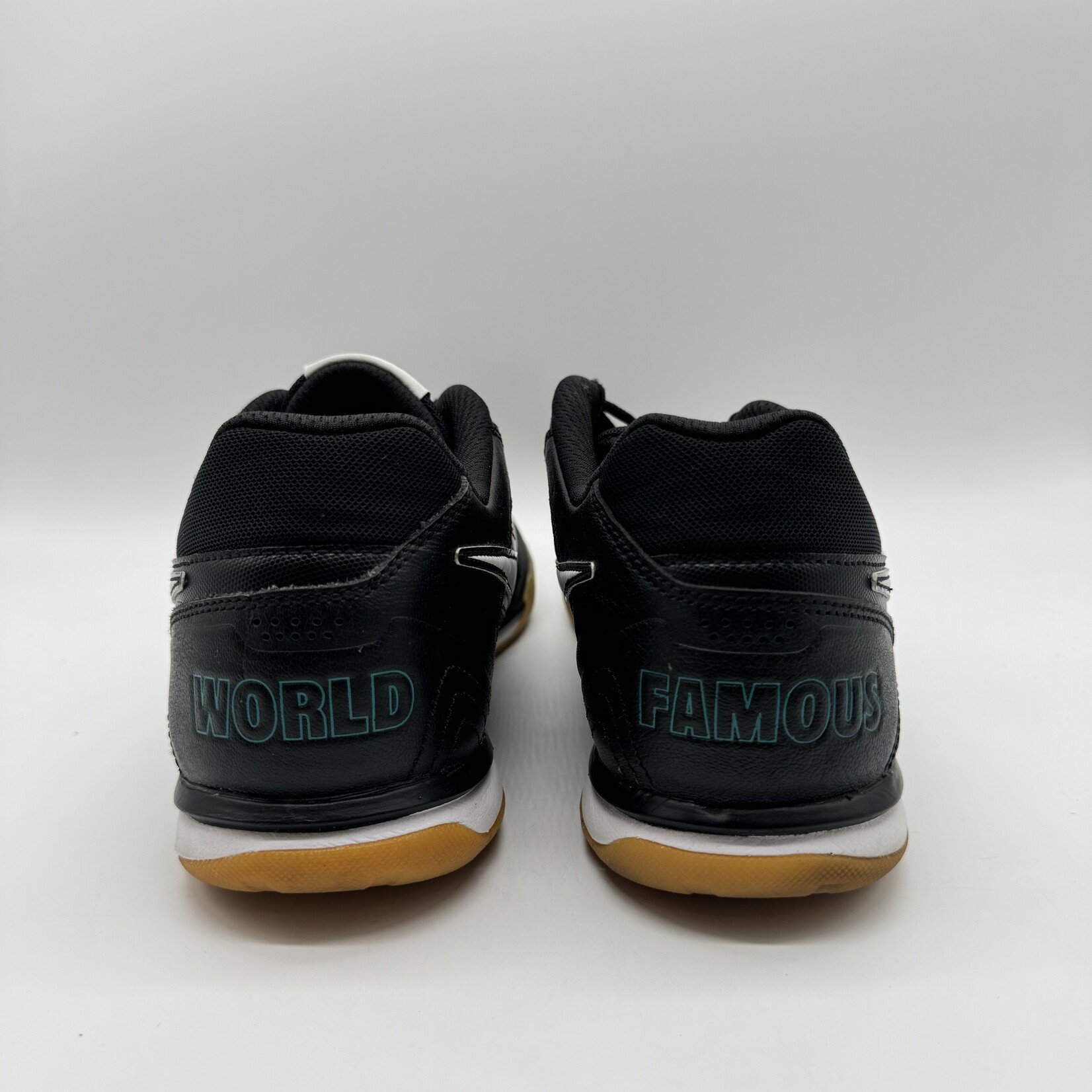 Nike SB Gato Supreme Black - Diverse Sole Nike SB Gato Supreme Black - Diverse Sole
