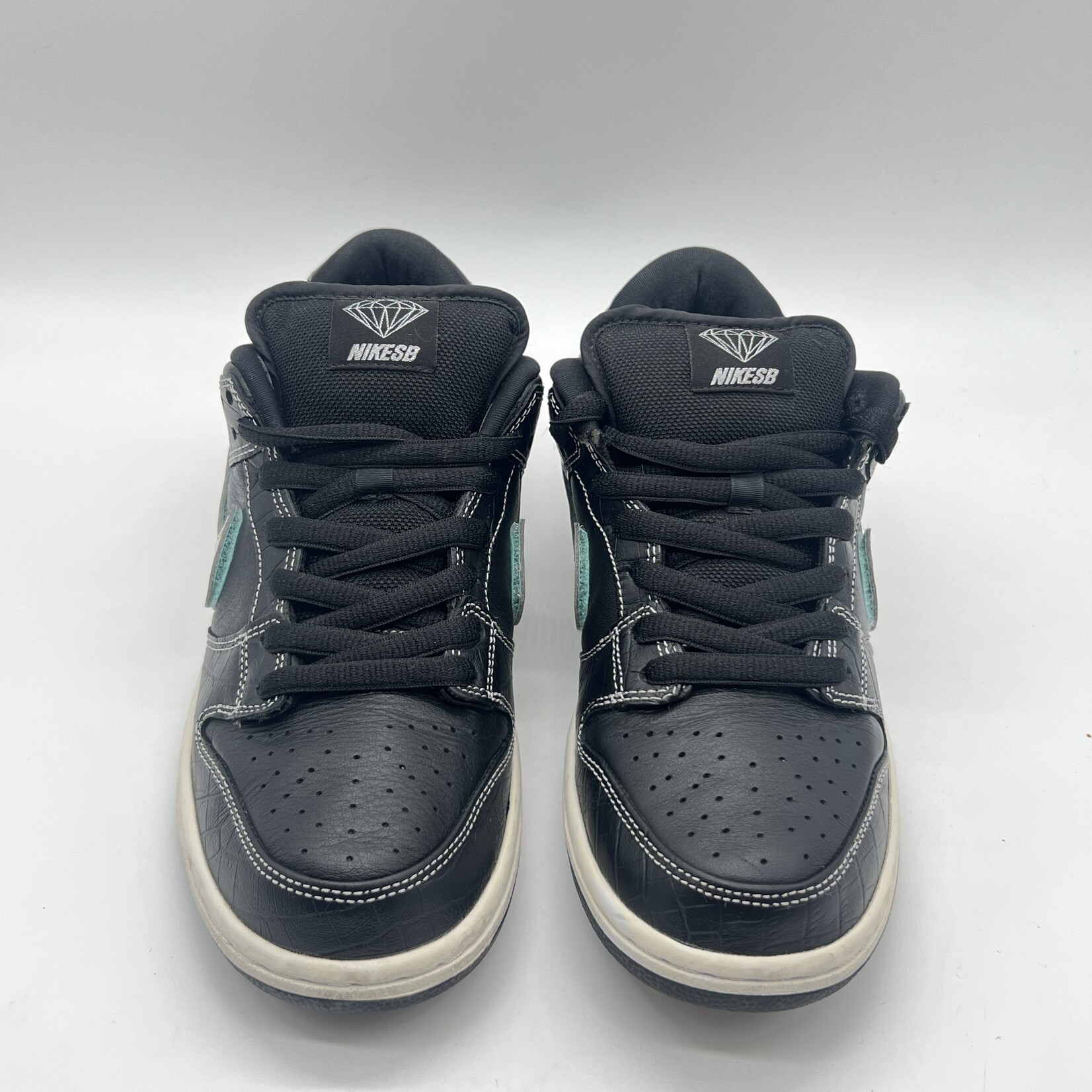 Nike SB Dunk Low Diamond Supply Co.