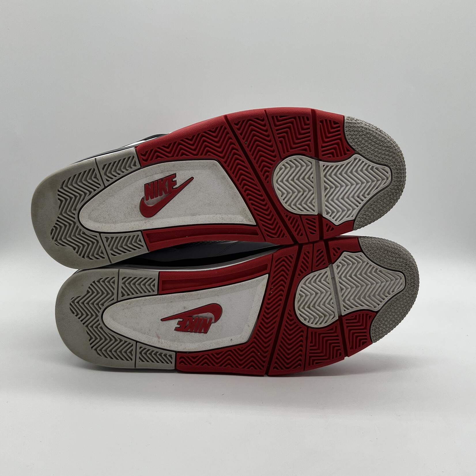 Jordan 4 Retro Fire Red (2020)
