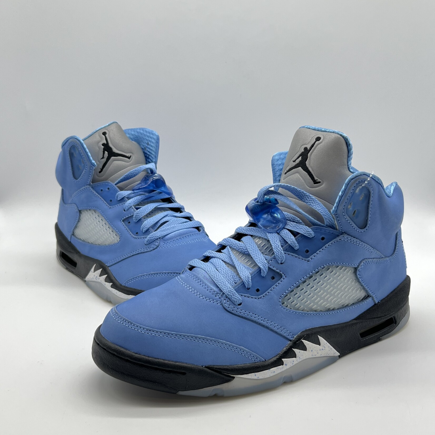 Jordan 5 Retro UNC University Blue