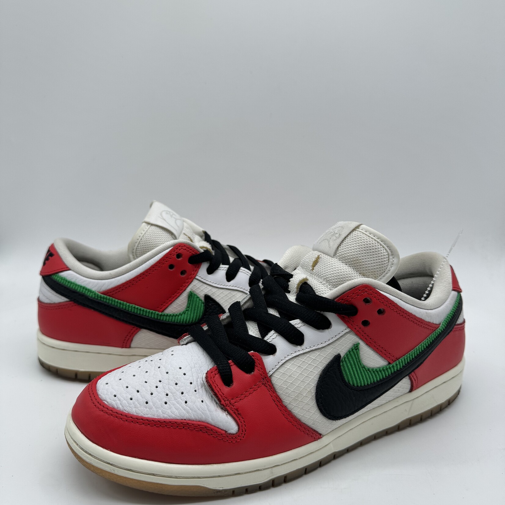 Nike SB Dunk Low Frame Skate Habibi - Diverse Sole Nike SB Dunk Low Frame Skate Habibi - Diverse Sole