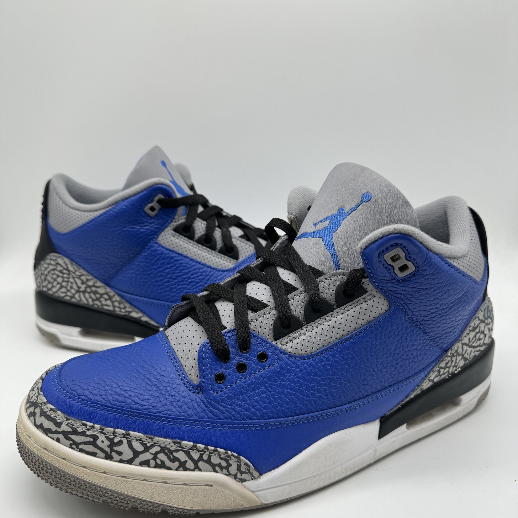 Jordan 3 Retro Varsity Royal Cement