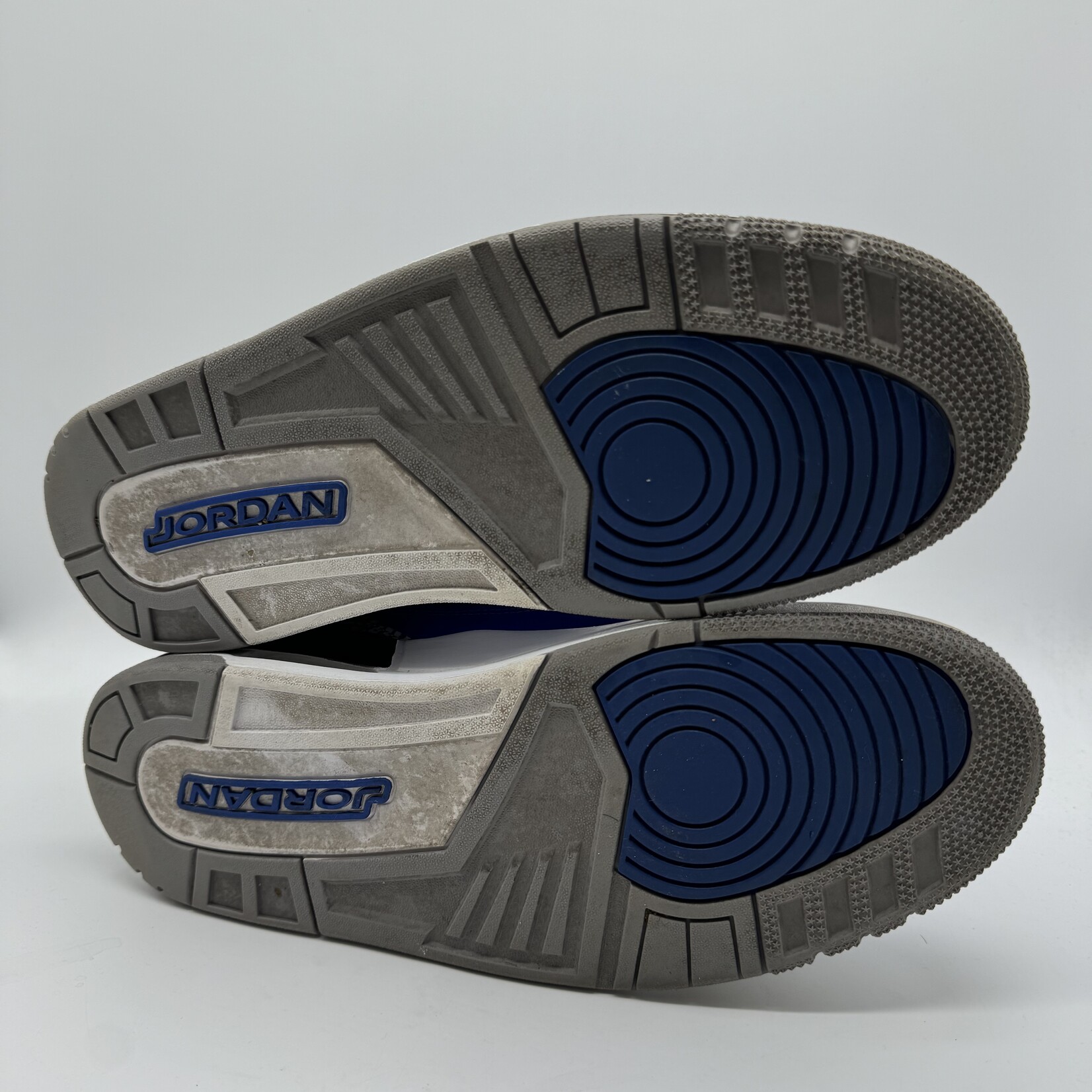 Jordan 3 Retro Varsity Royal Cement