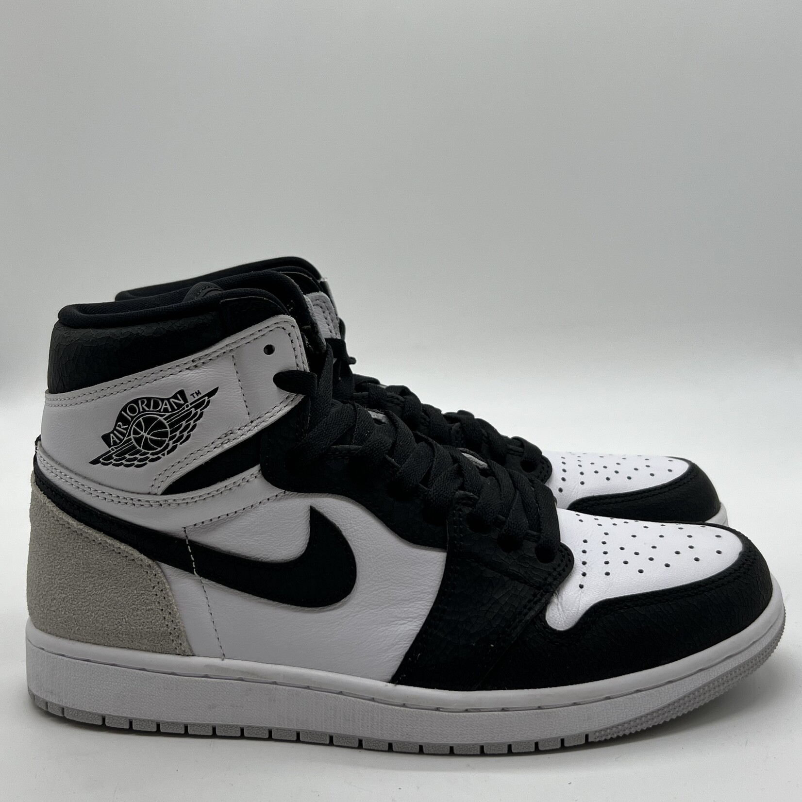 Jordan 1 Retro High OG Bleached Coral
