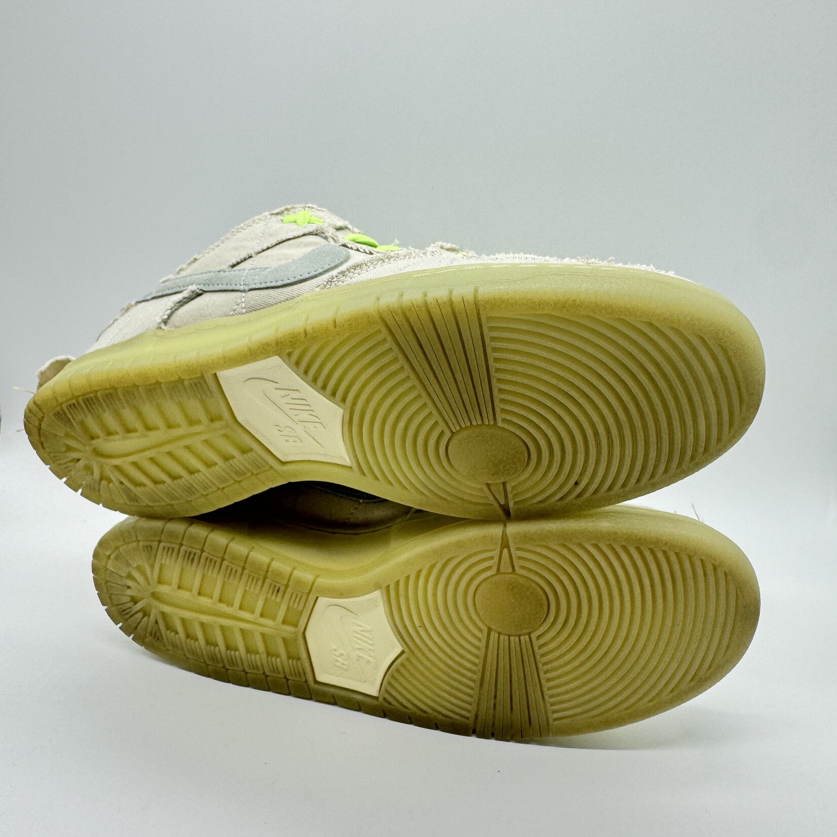 Nike SB Dunk Low Mummy