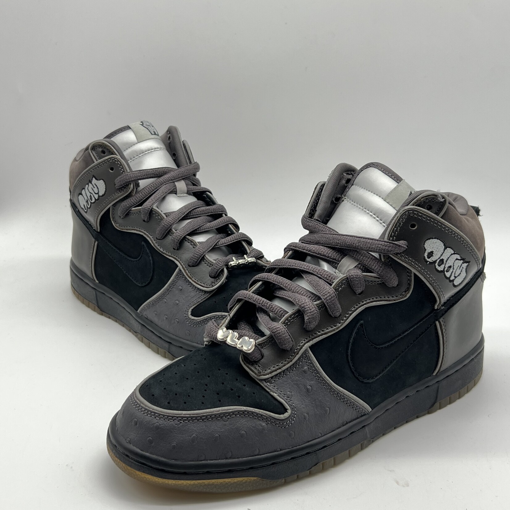 Nike SB Dunk High MF Doom