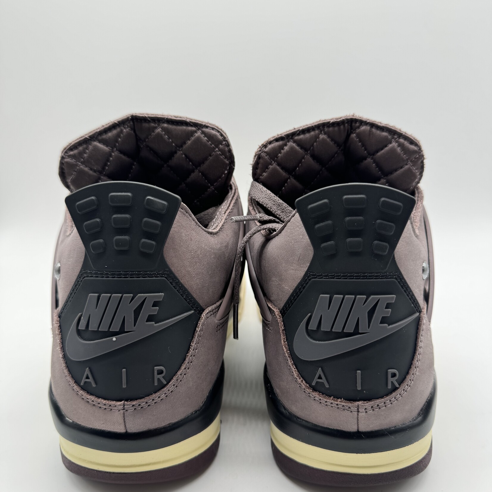 Jordan 4 Retro SP A Ma Maniére Violet Ore