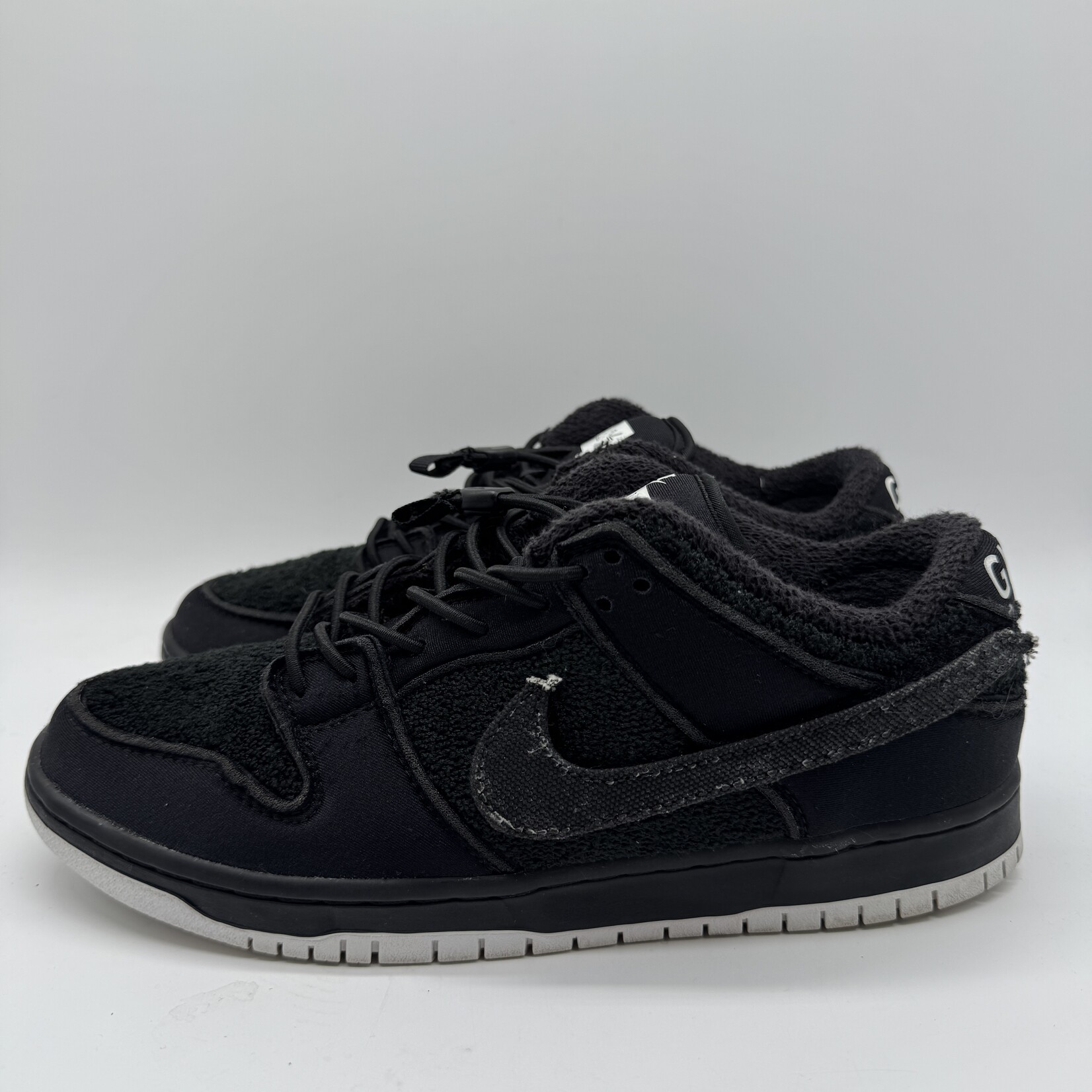 Nike SB Dunk Low Gnarhunters