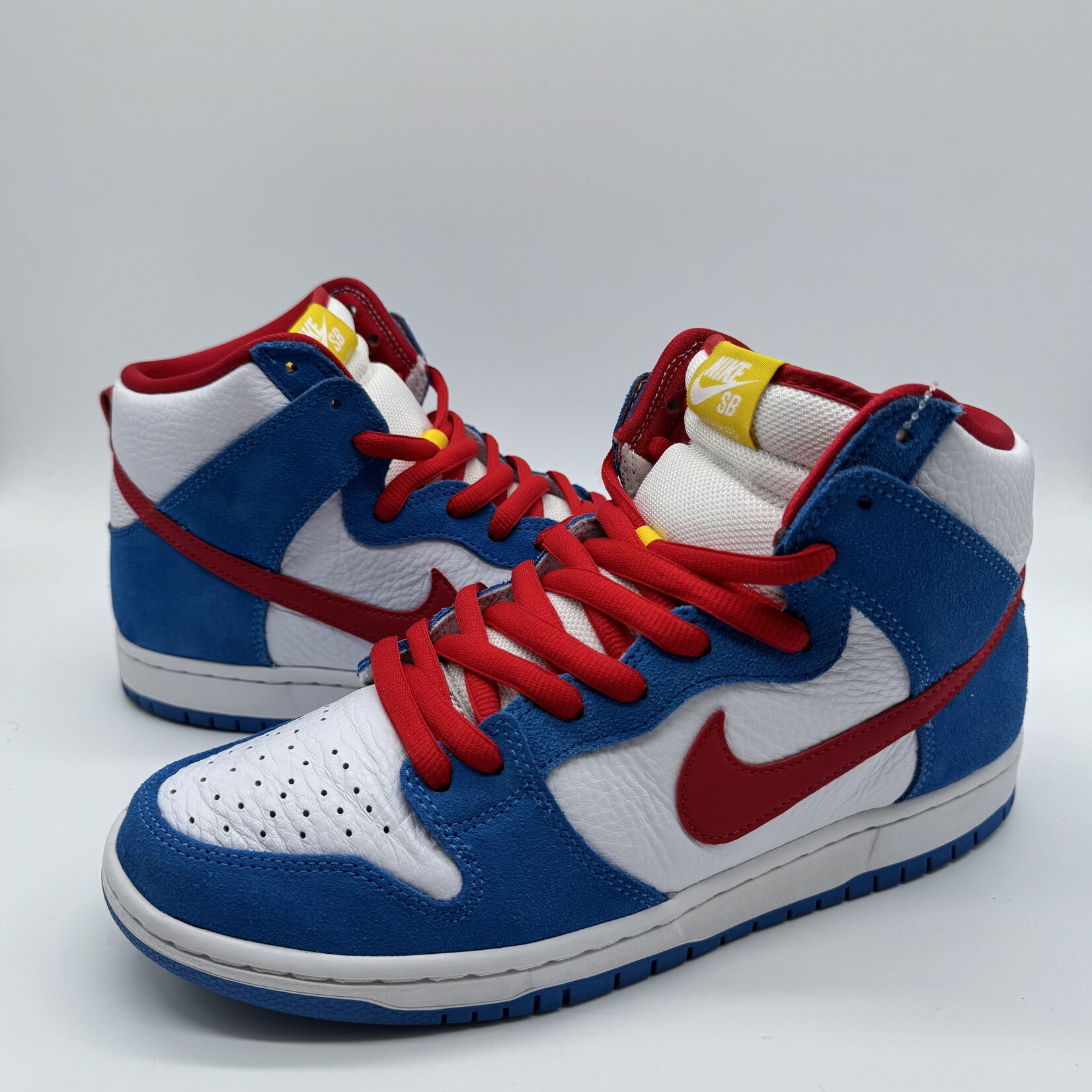 Nike SB Dunk High Doraemon