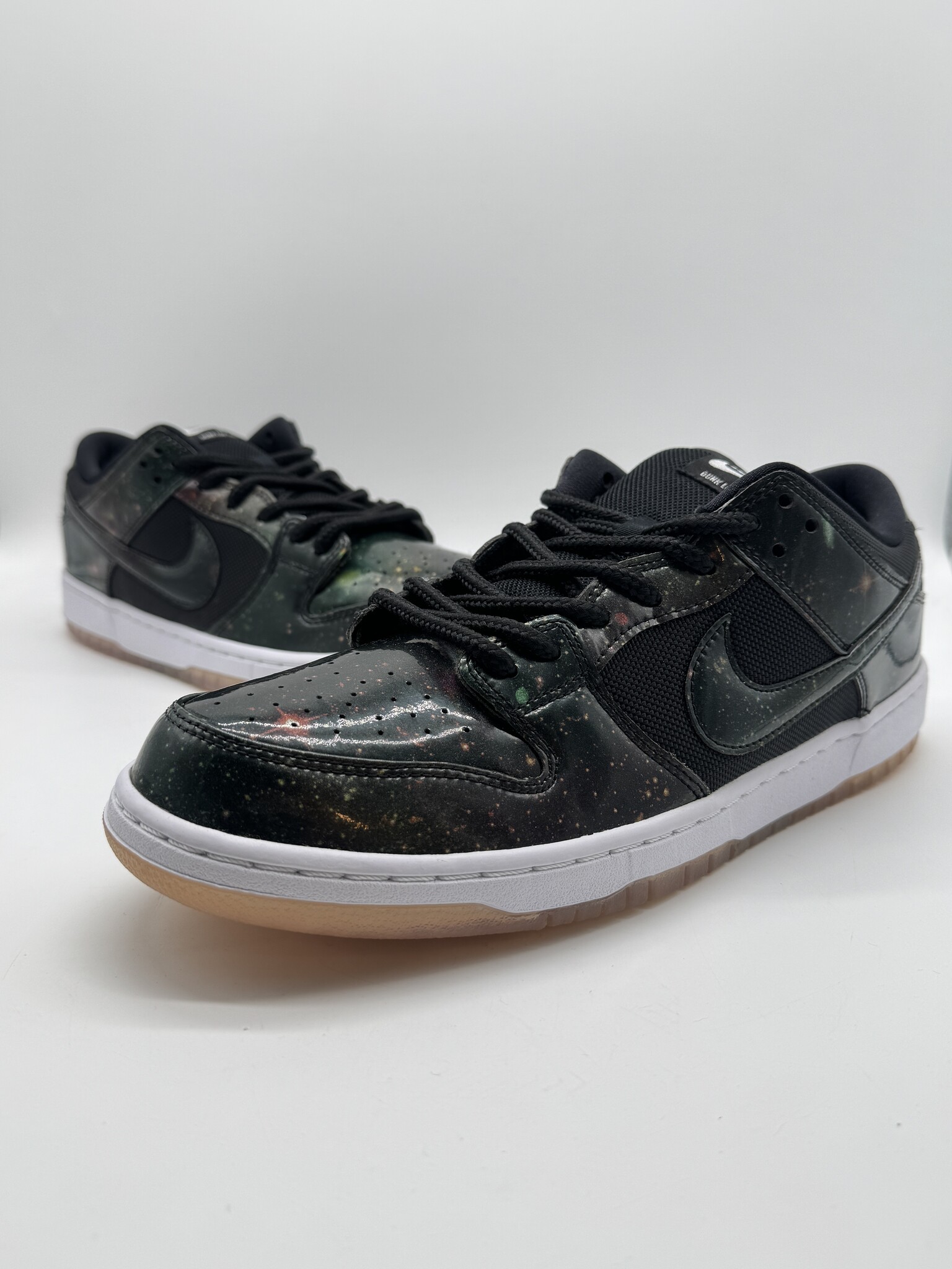 nike sb 420 intergalactic