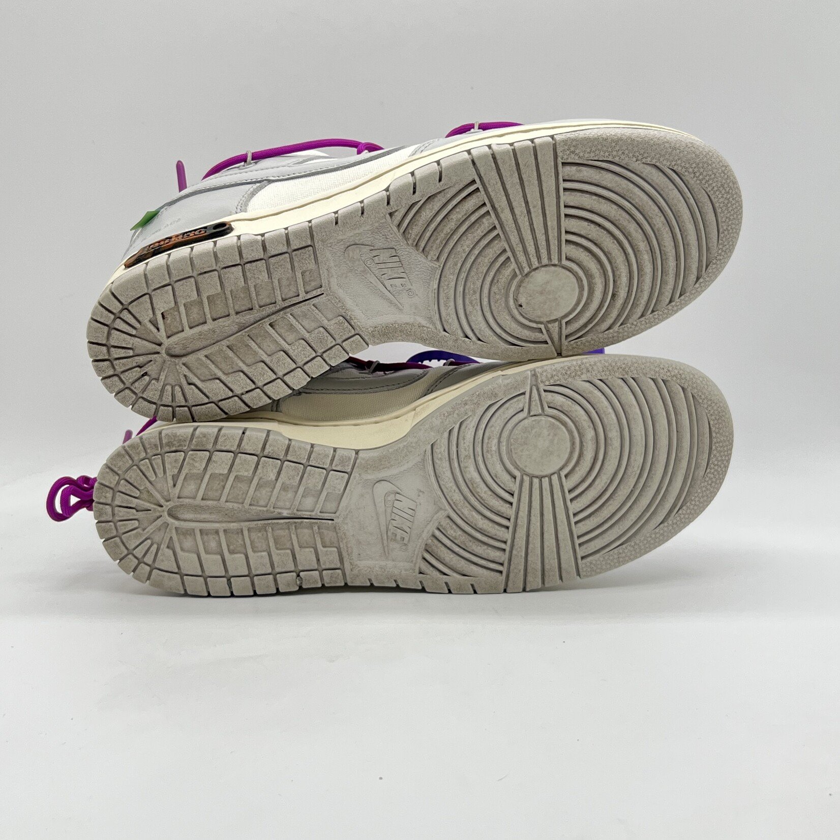 Nike Dunk Low Off-White Lot 28