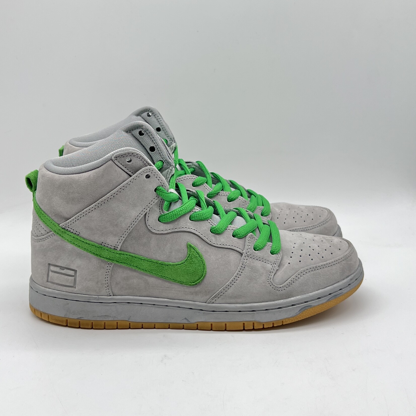 Nike SB Dunk High Silver Box