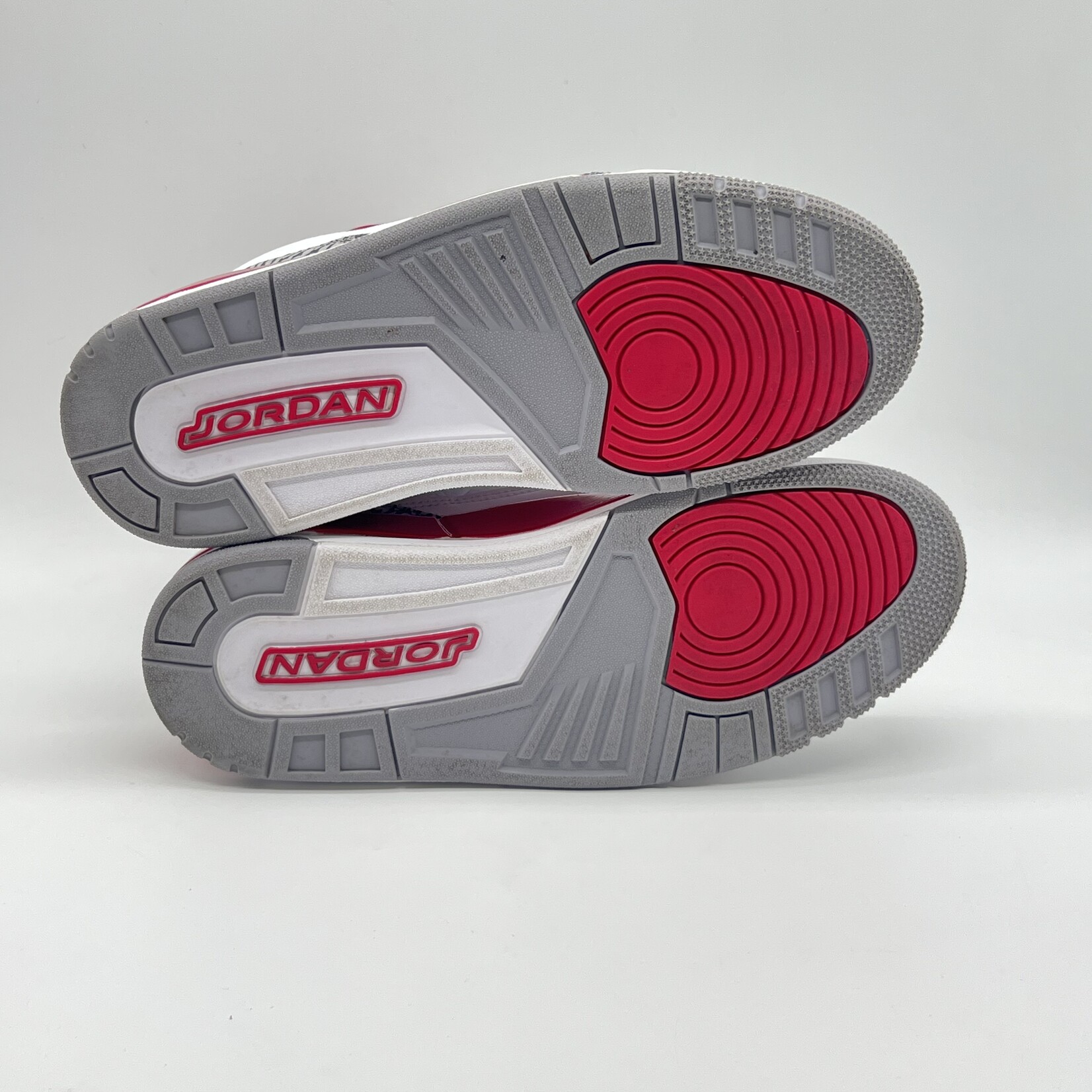 Jordan 3 Retro Cardinal Red