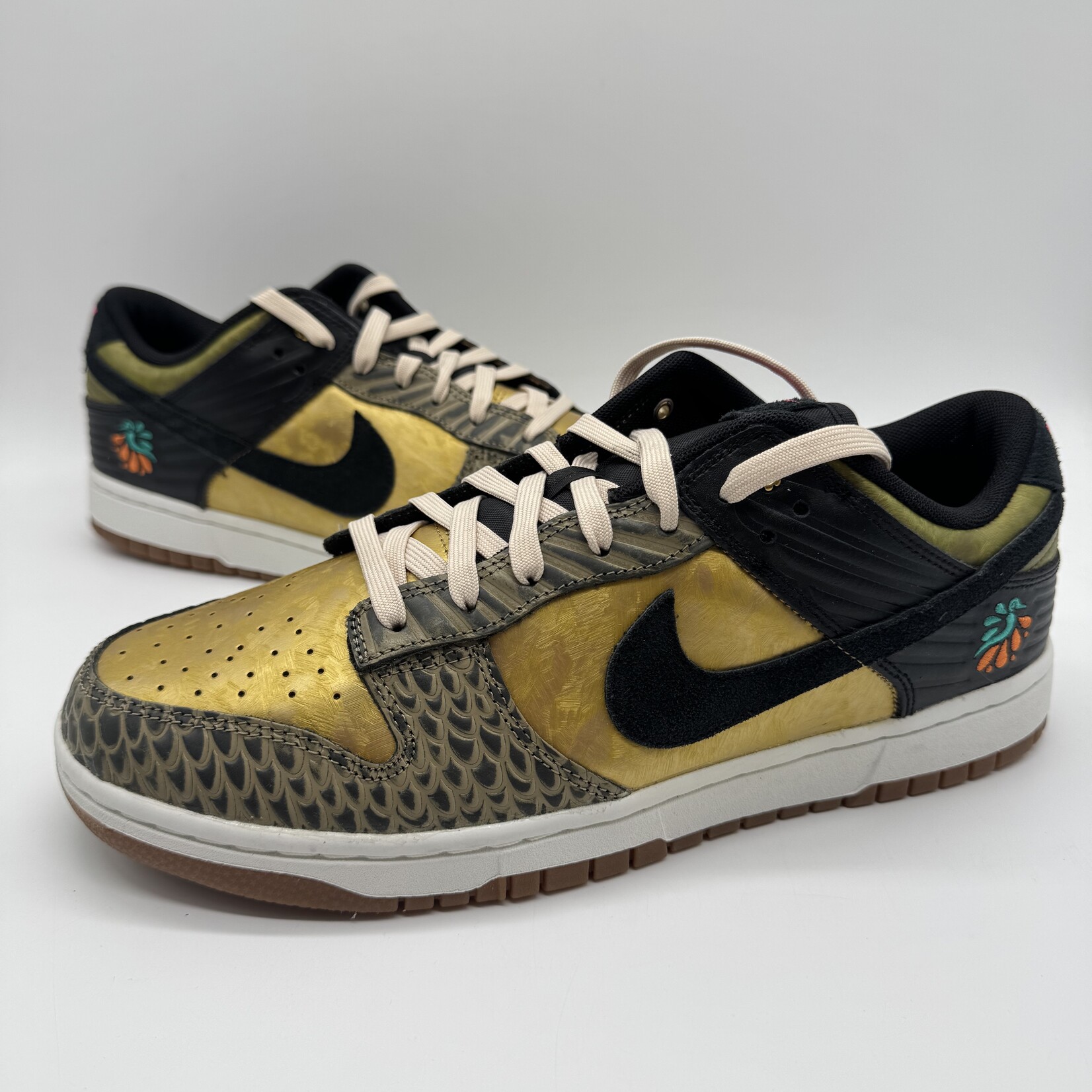 Nike Dunk Low Día De Muertos (Women's)