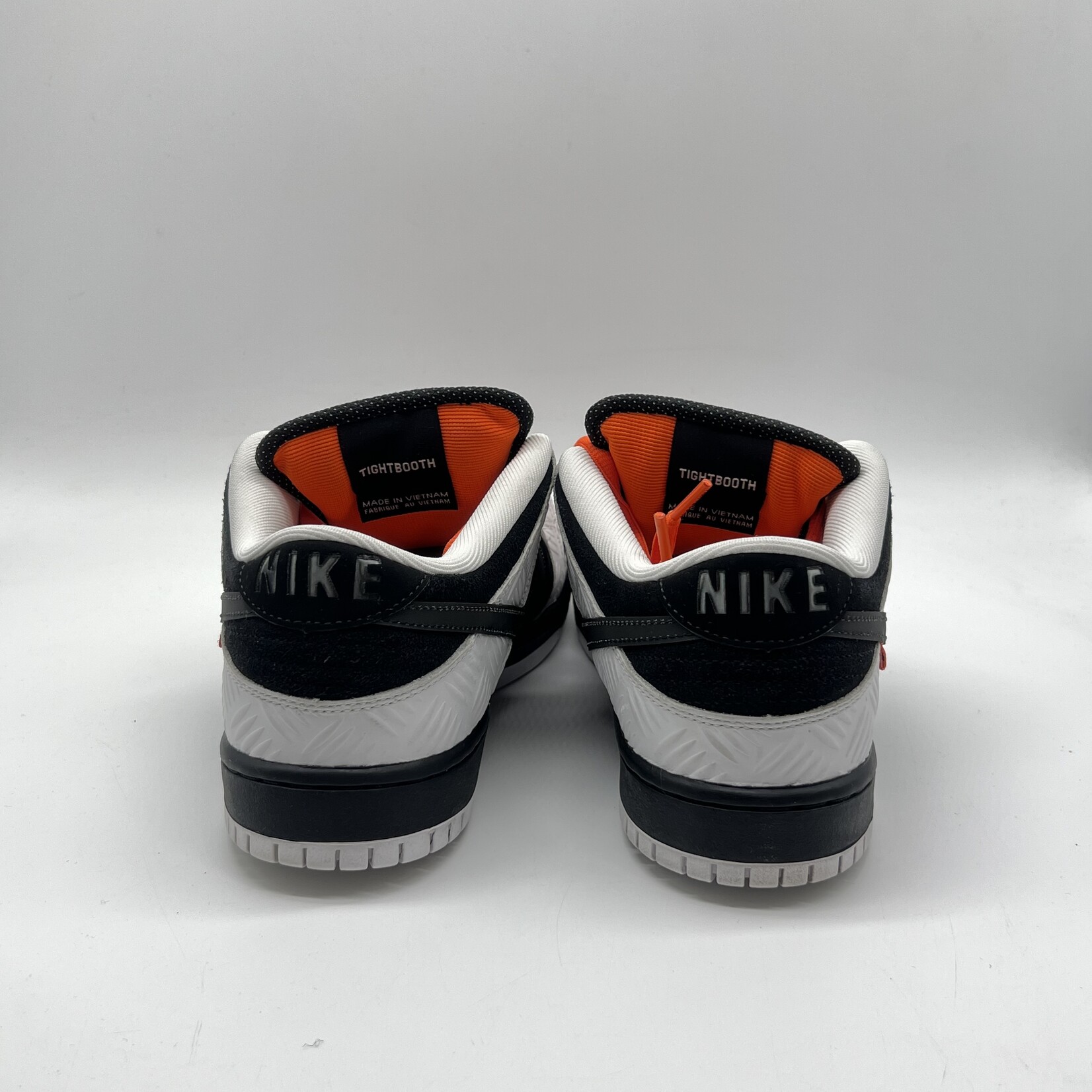 Nike SB Dunk Low TIGHTBOOTH
