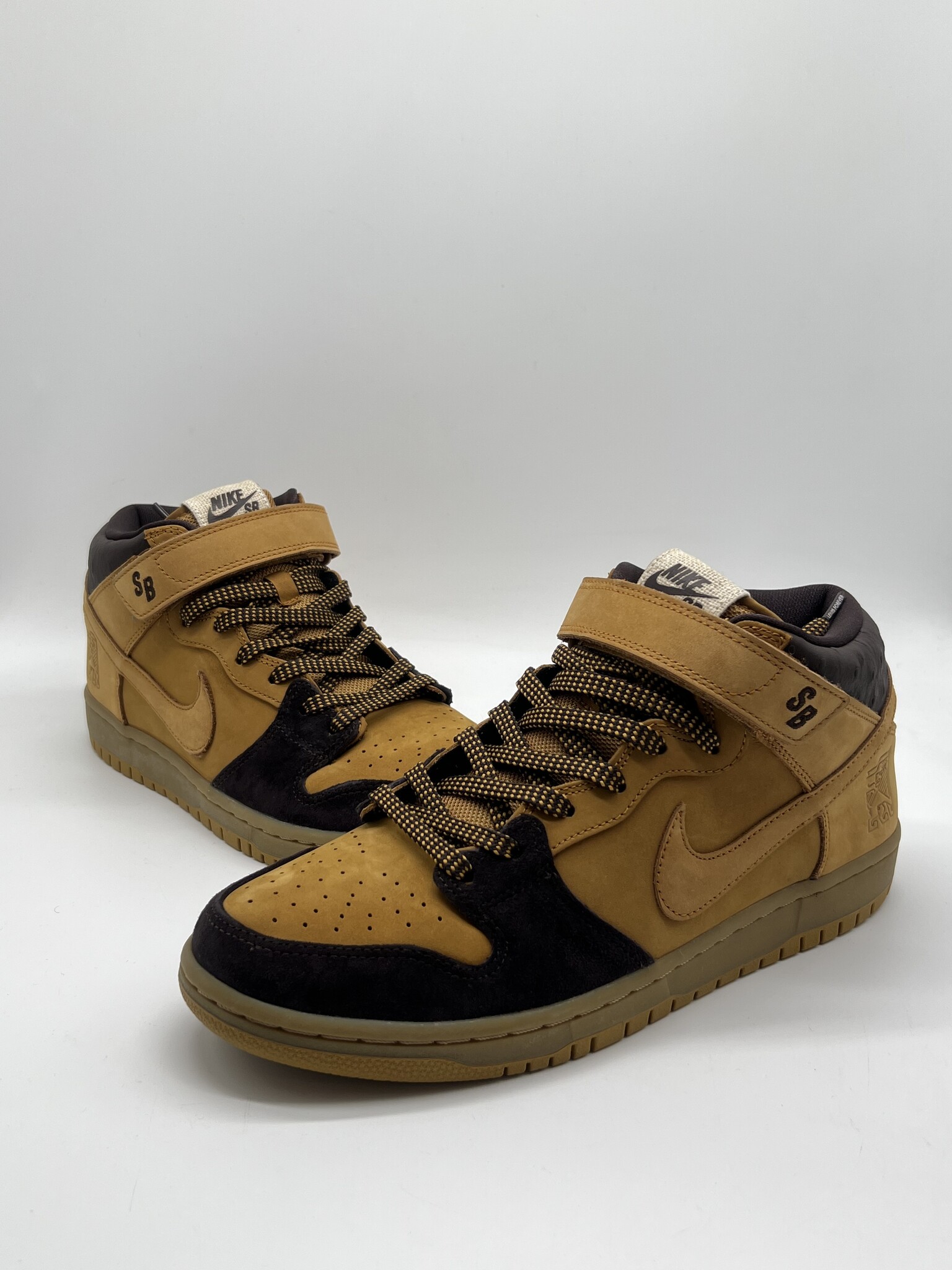 Nike SB ハイカットLewis marnel size 26.5 nike-sb-dunk-mid-lewis-marnell.jpg