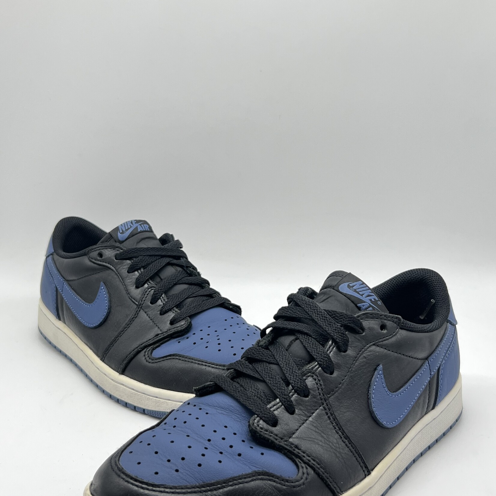 Jordan 1 Retro Low OG Mystic Navy