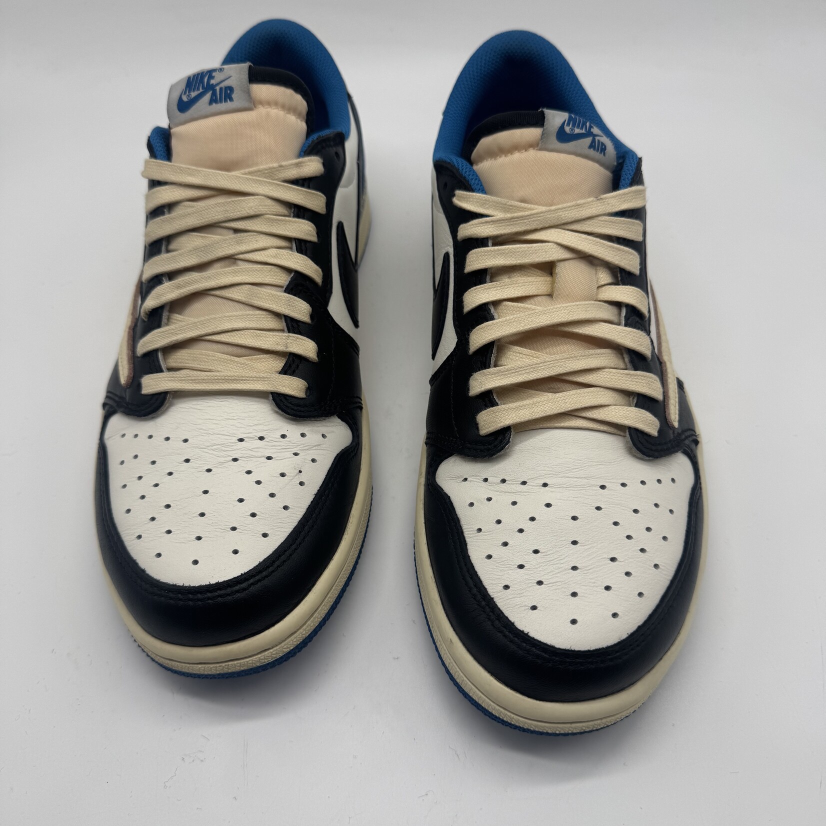 Jordan 1 Retro Low OG SP Fragment x Travis Scott