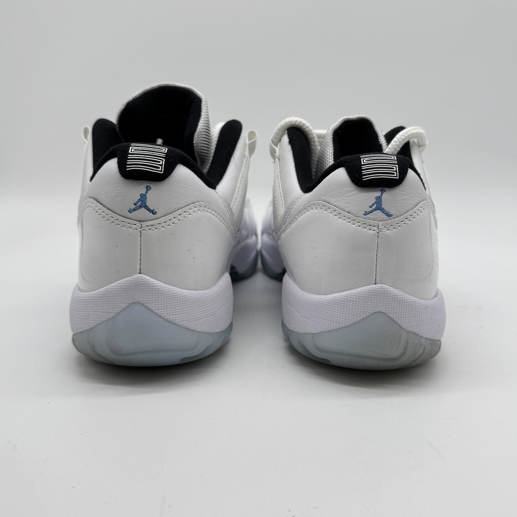 Jordan 11 Retro Low Legend Blue