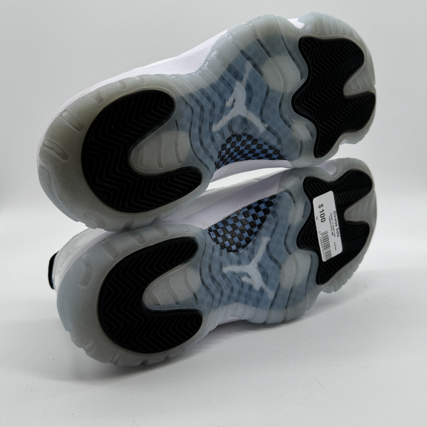 Jordan 11 Retro Low Legend Blue