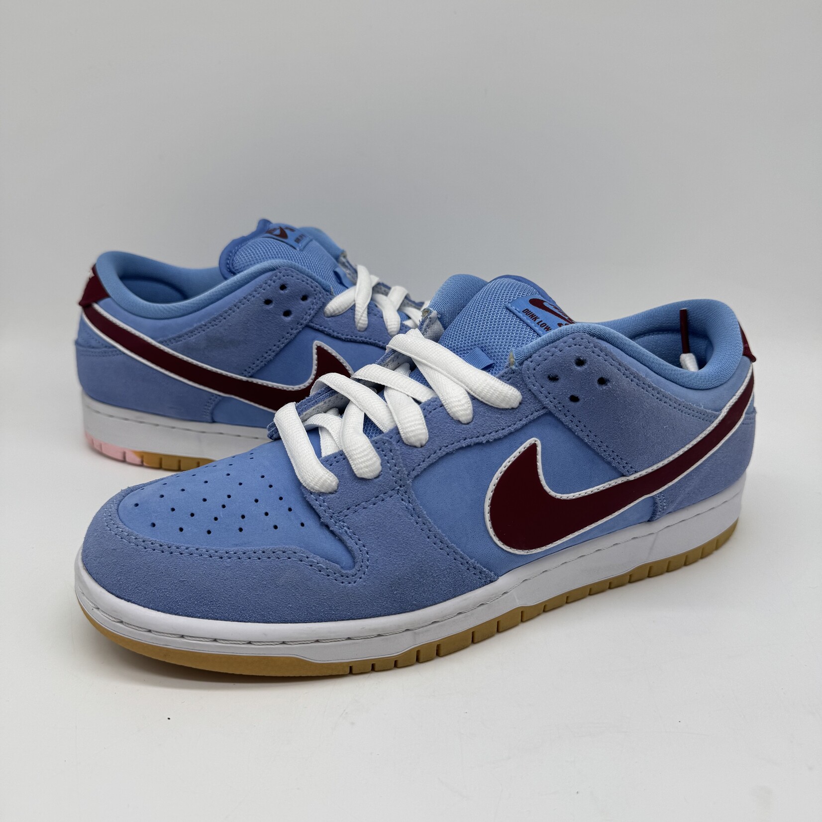 Nike SB Dunk Low Philadelphia Phillies