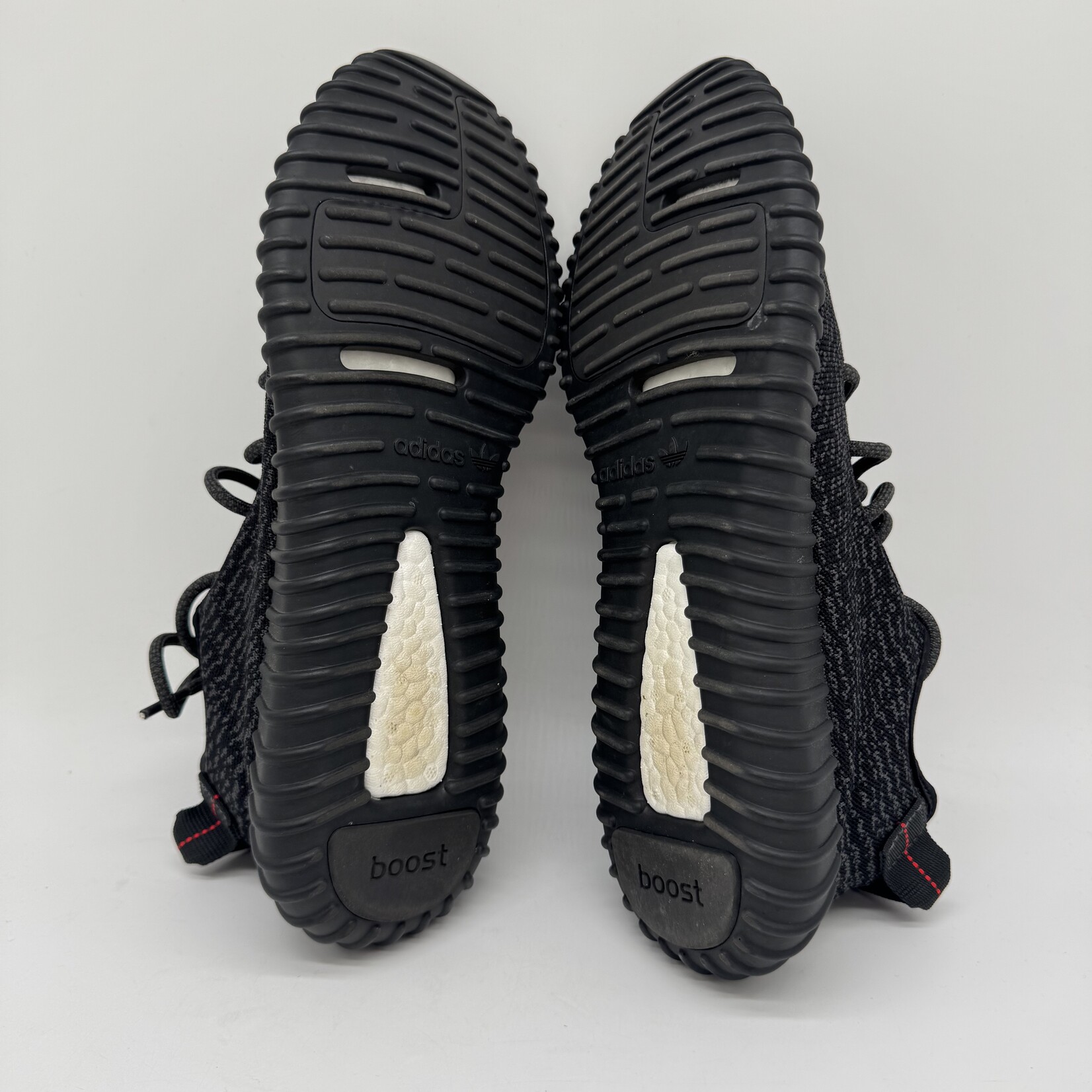 Yeezy Boost 350 Pirate Black (2023)