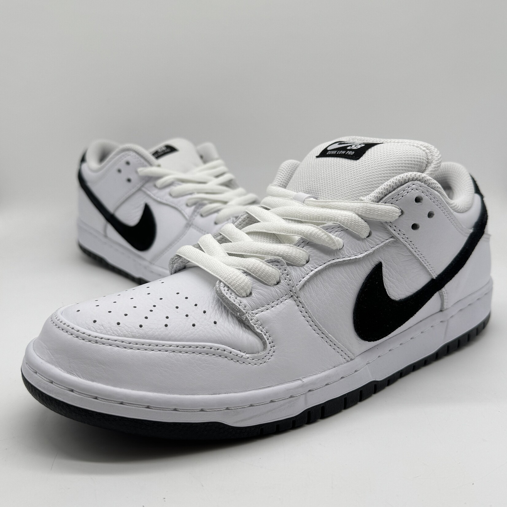 Nike SB Dunk Low White Black