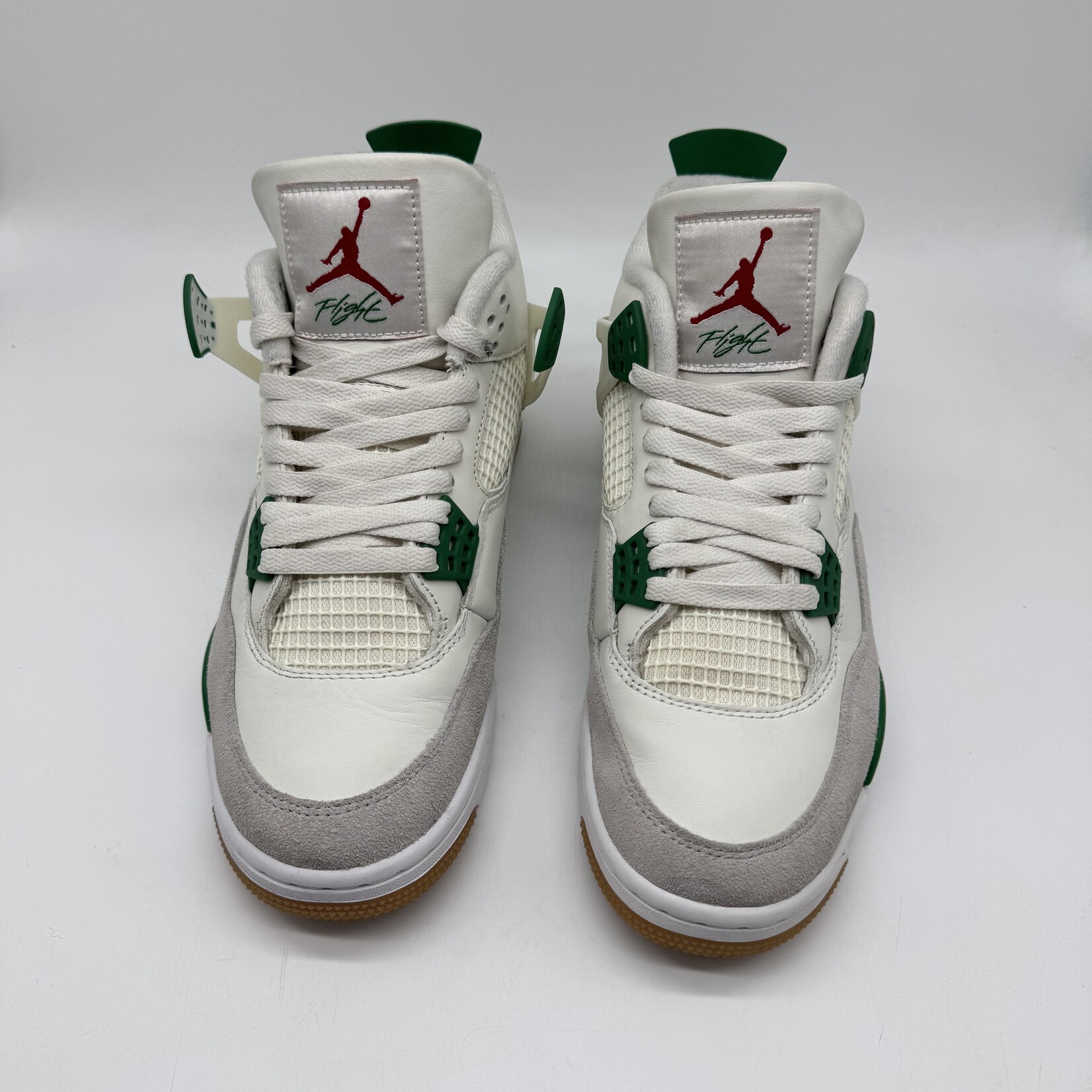 Jordan 4 Retro SB Pine Green