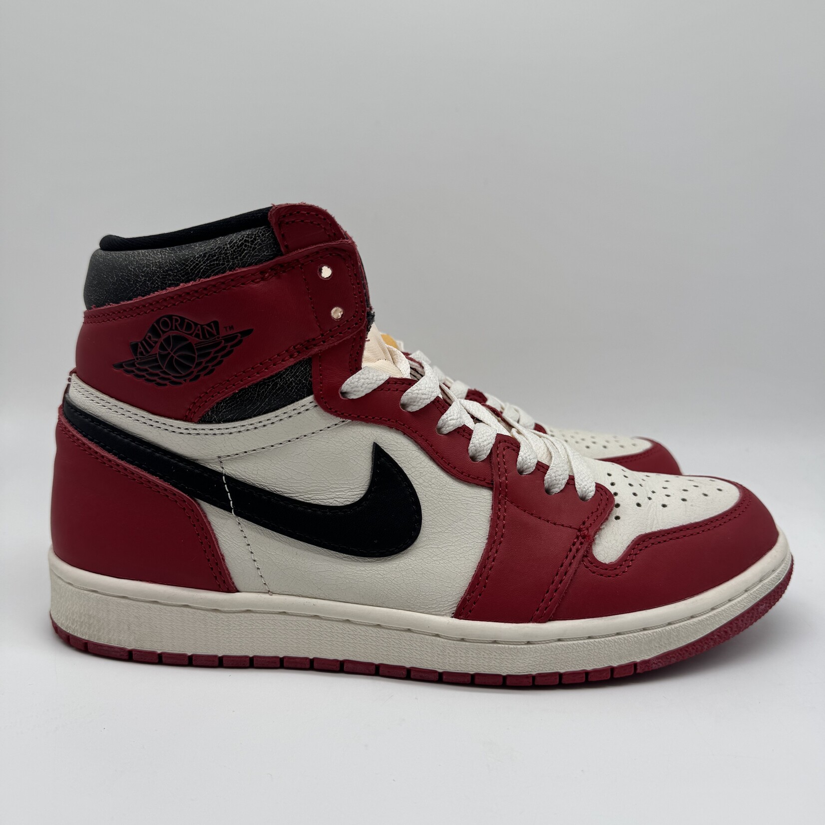 Jordan 1 Retro High OG Chicago Lost and Found