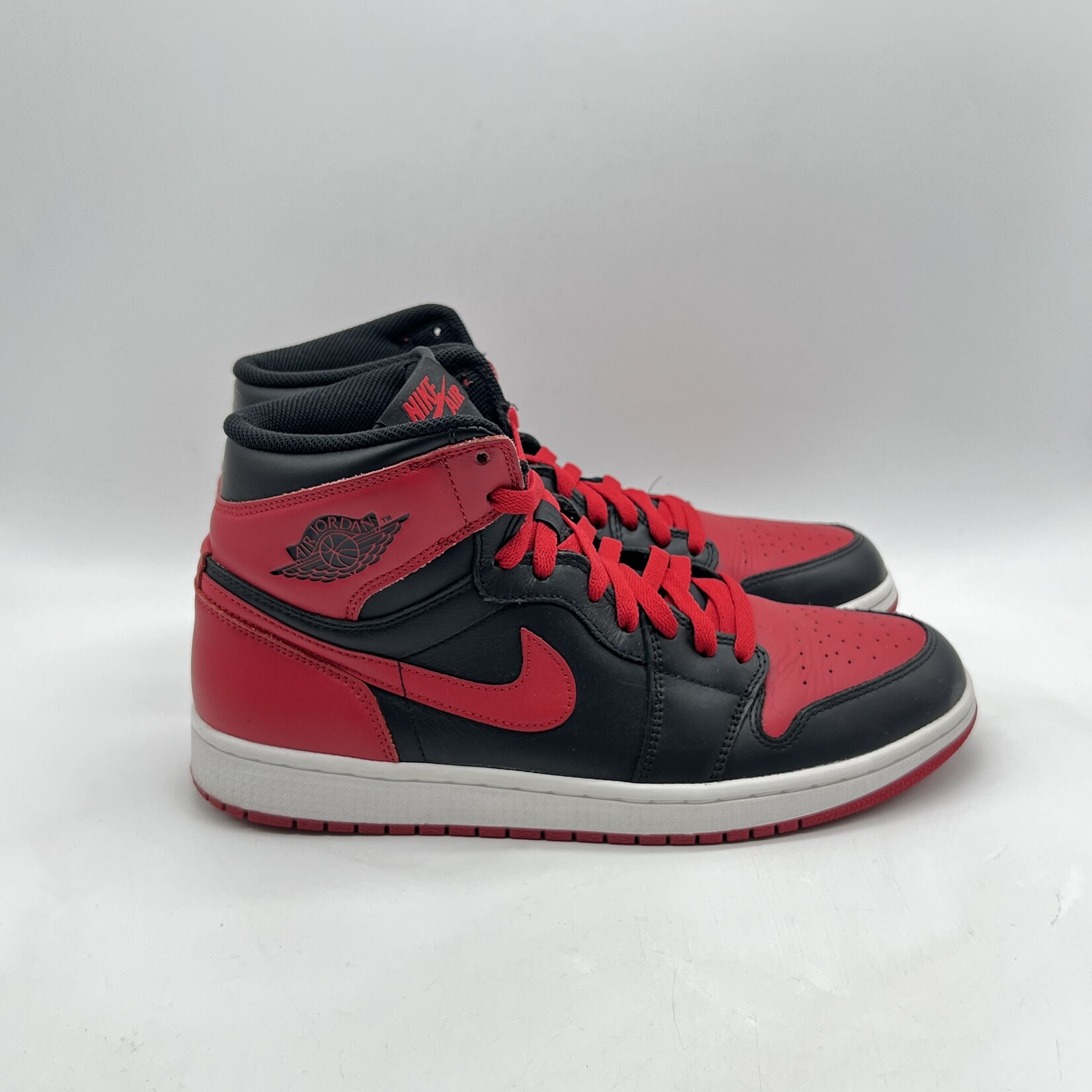Jordan 1 Retro Bred (2013)