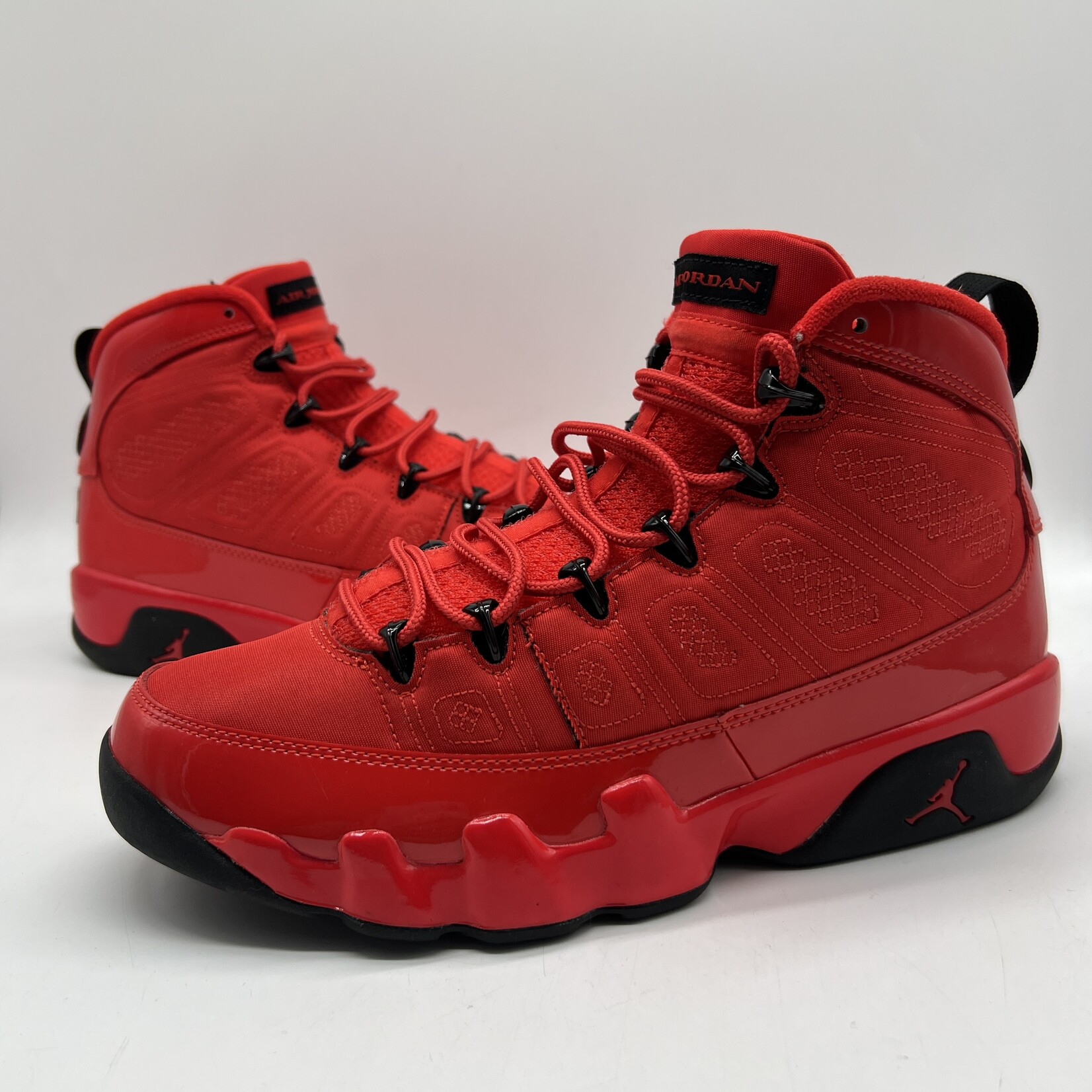 Jordan 9 Retro Chile Red