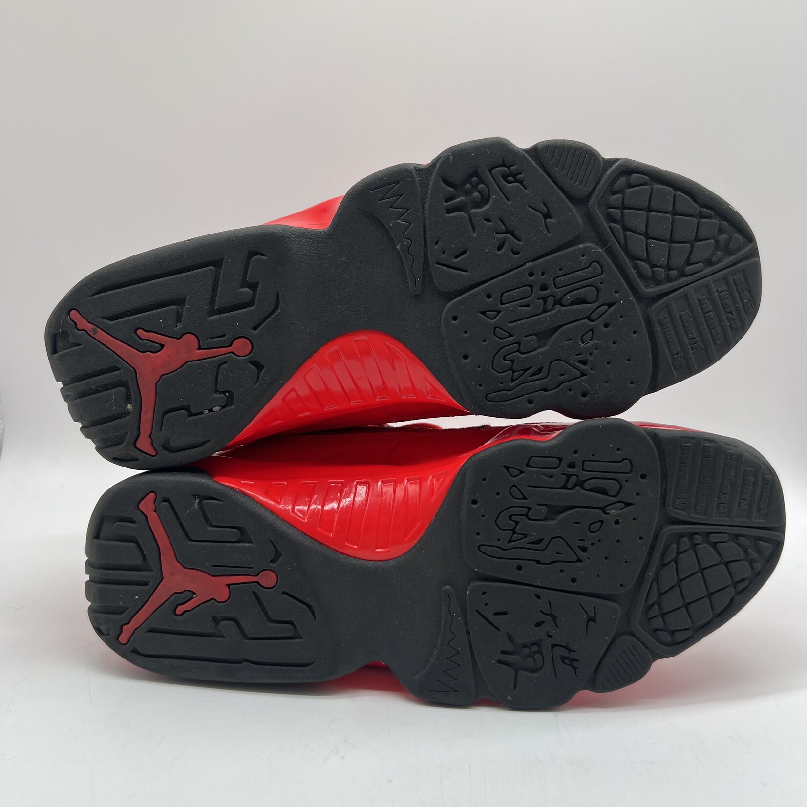 Jordan 9 Retro Chile Red