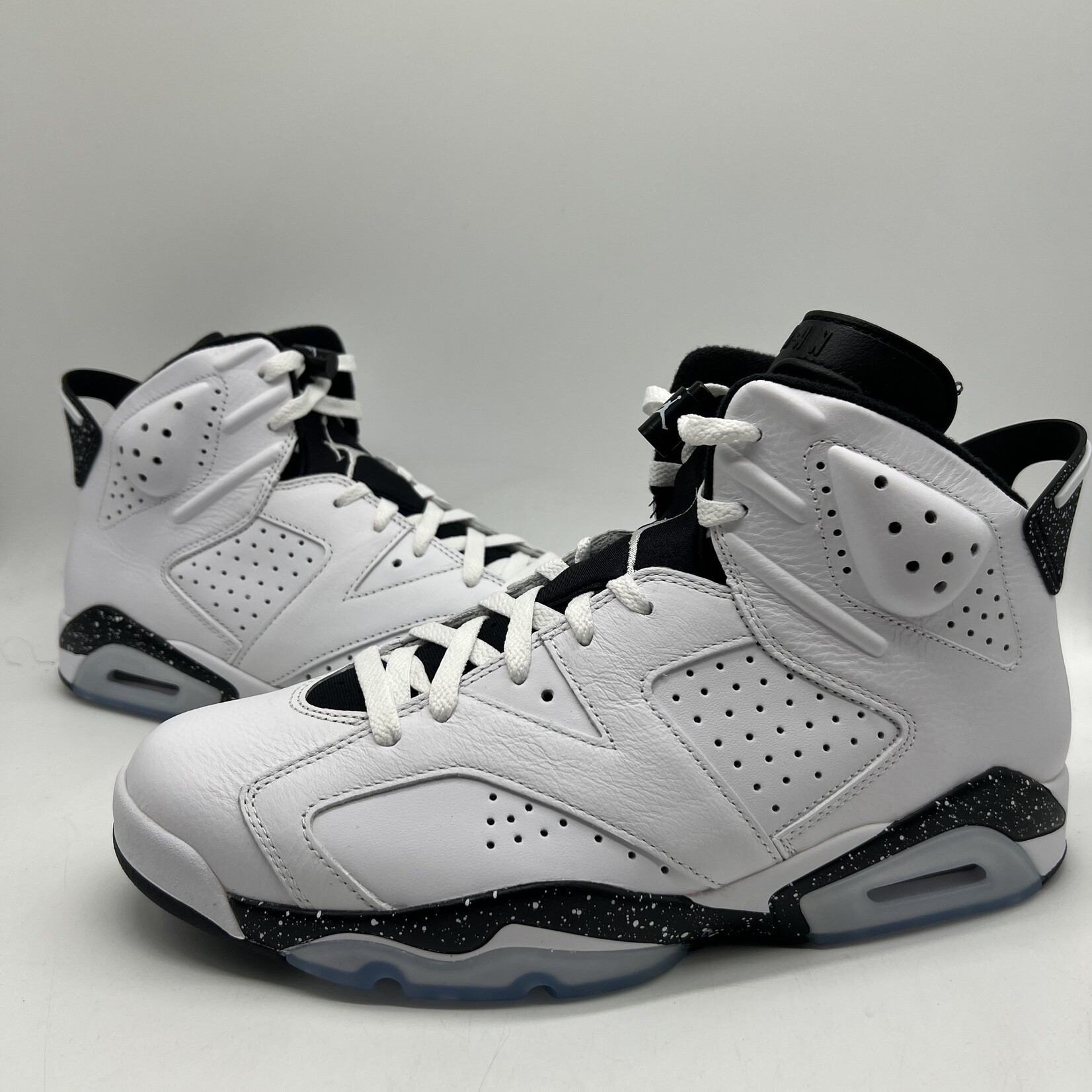 Jordan 6 Retro Reverse Oreo