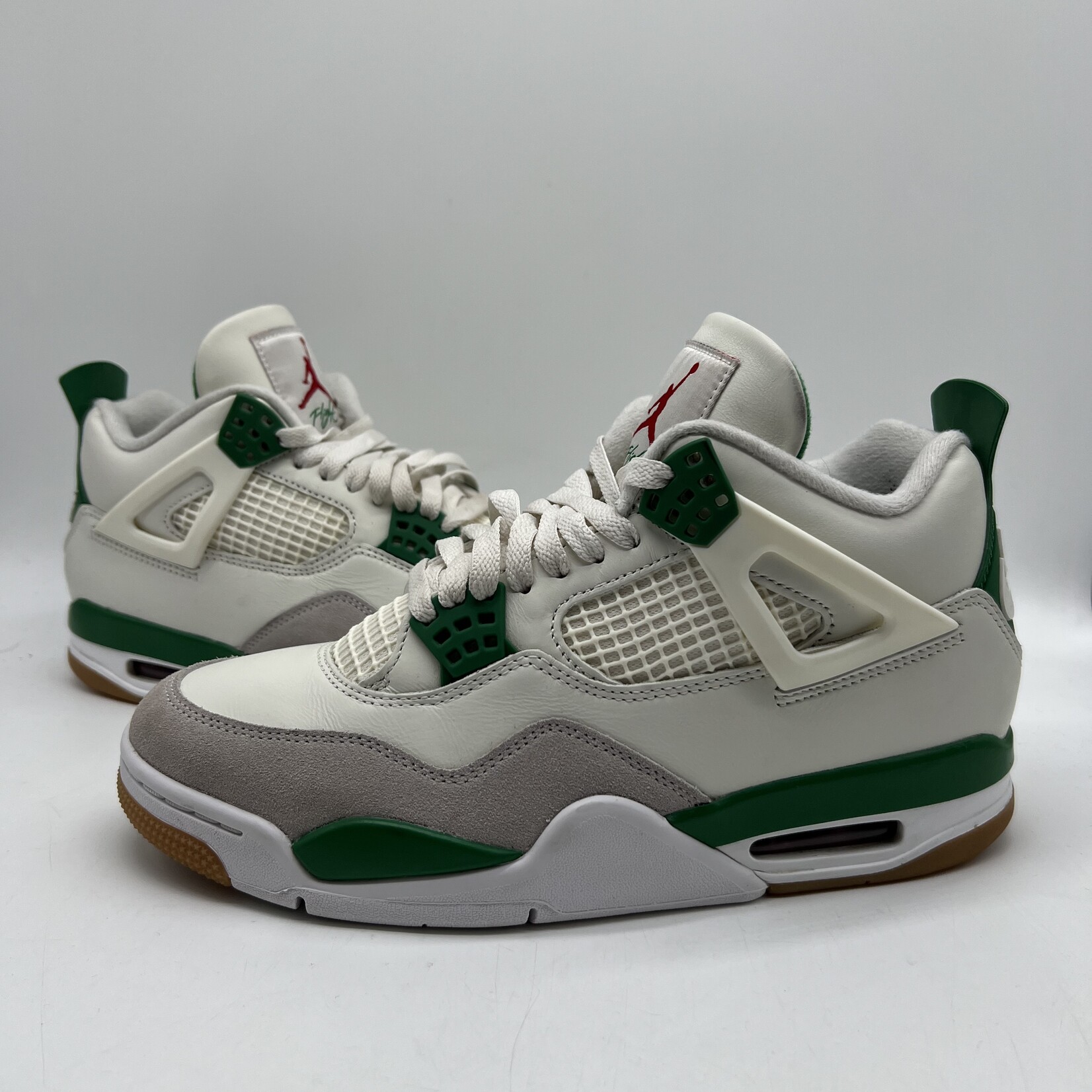 Jordan 4 Retro SB Pine Green