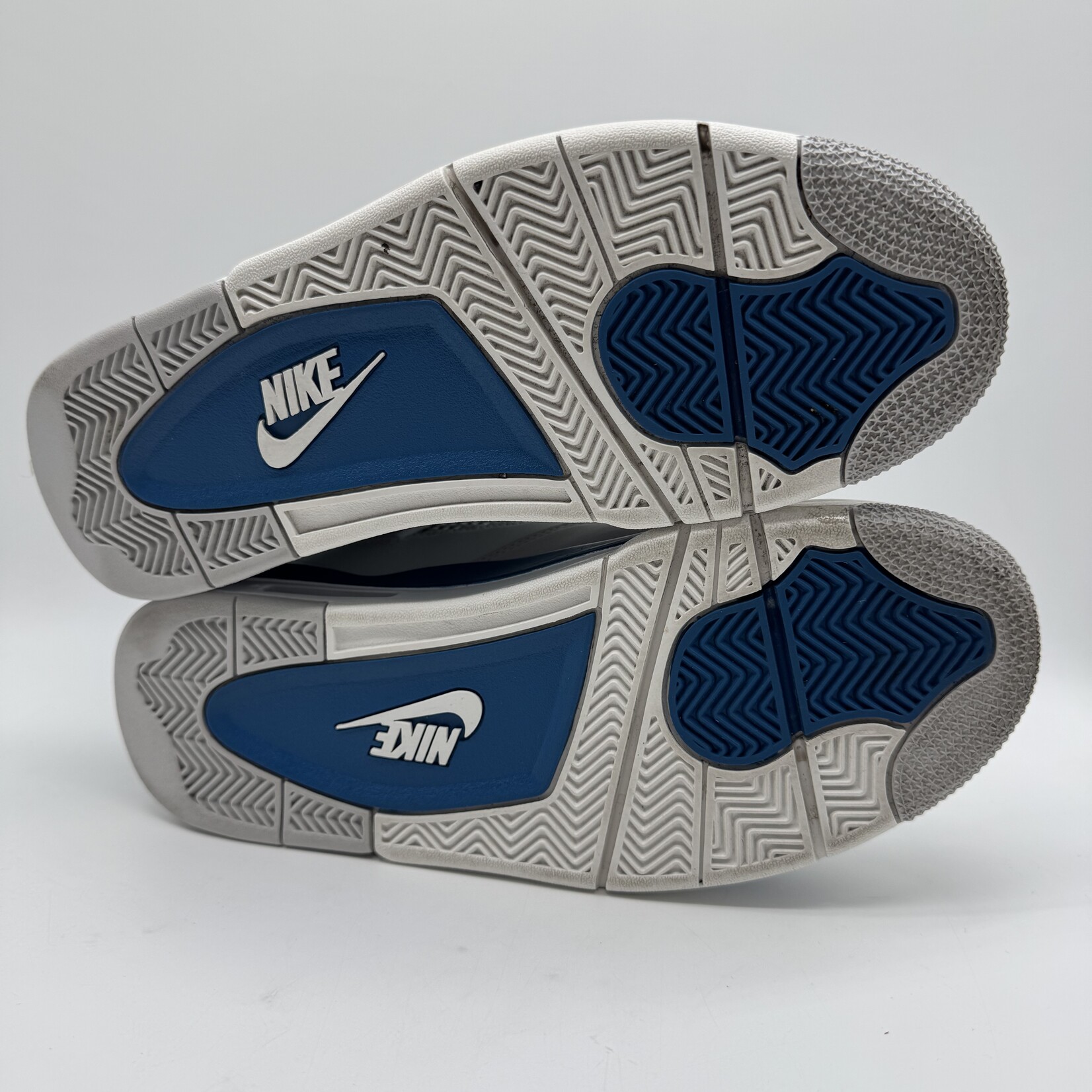 Jordan 4 Retro Military Blue (2024)