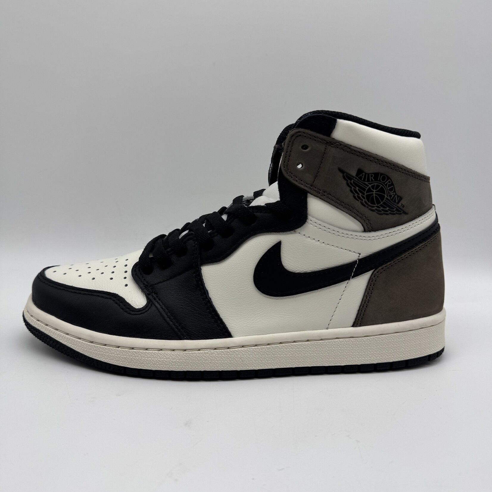Jordan 1 Retro High Dark Mocha