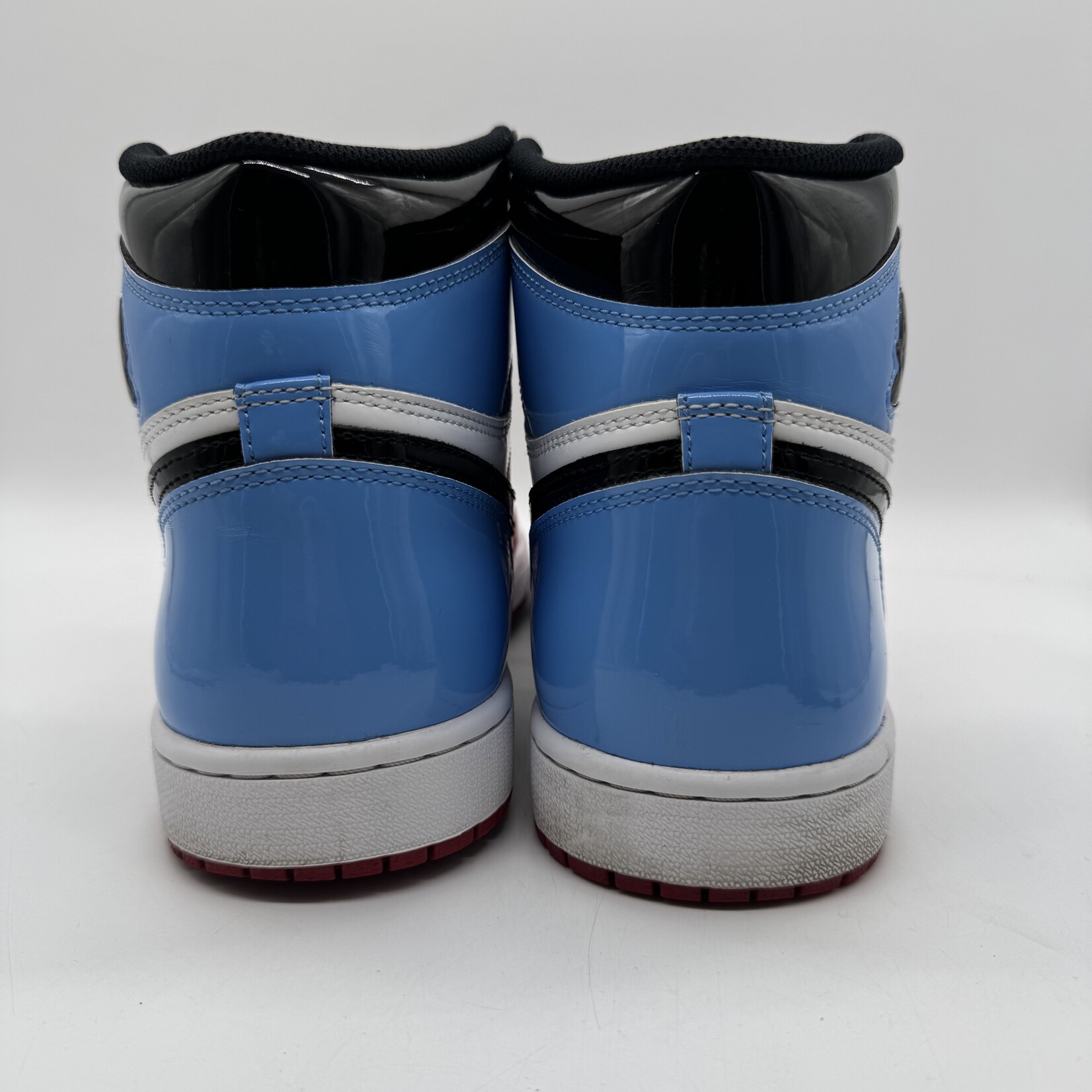 Jordan 1 Retro High Fearless UNC Chicago