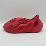 Yeezy Foam RNNR Vermillion