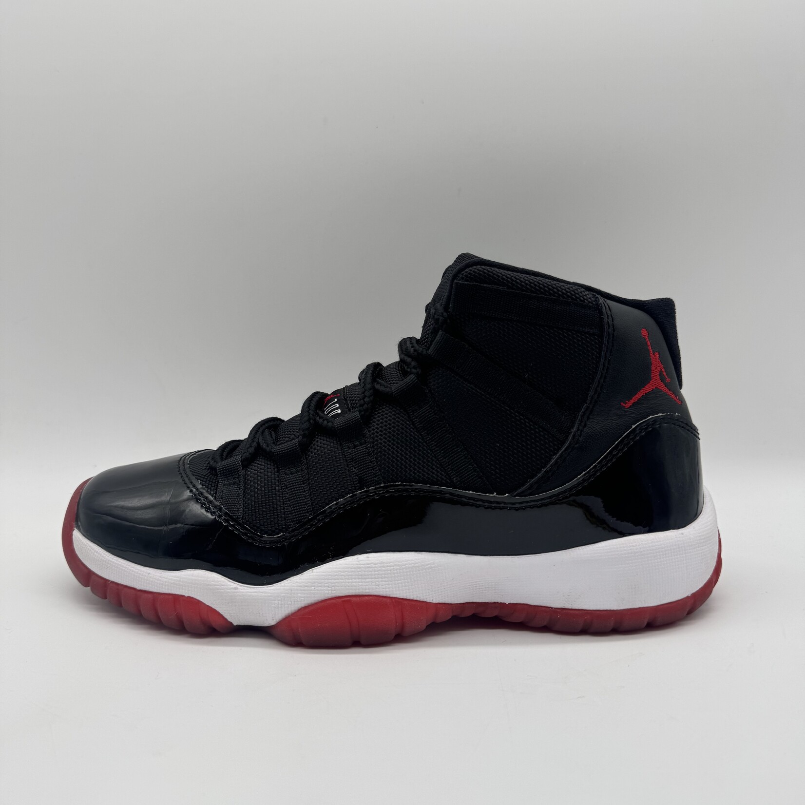 Jordan 11 Retro Playoffs Bred (2019) (GS)