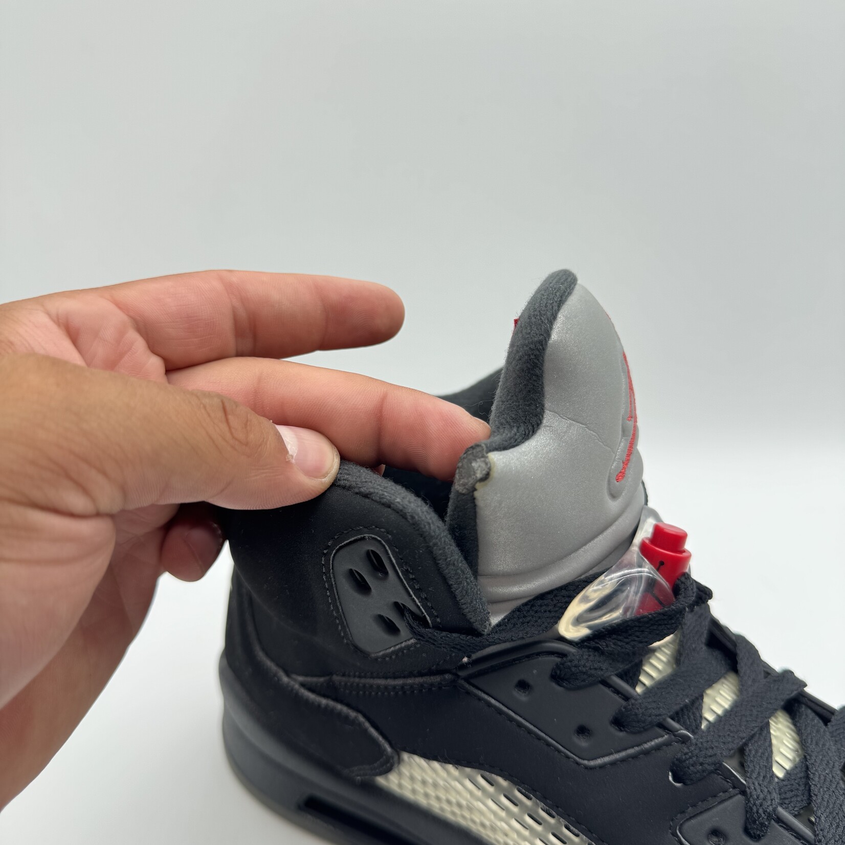 Jordan 5 Retro Black Metallic (2016)