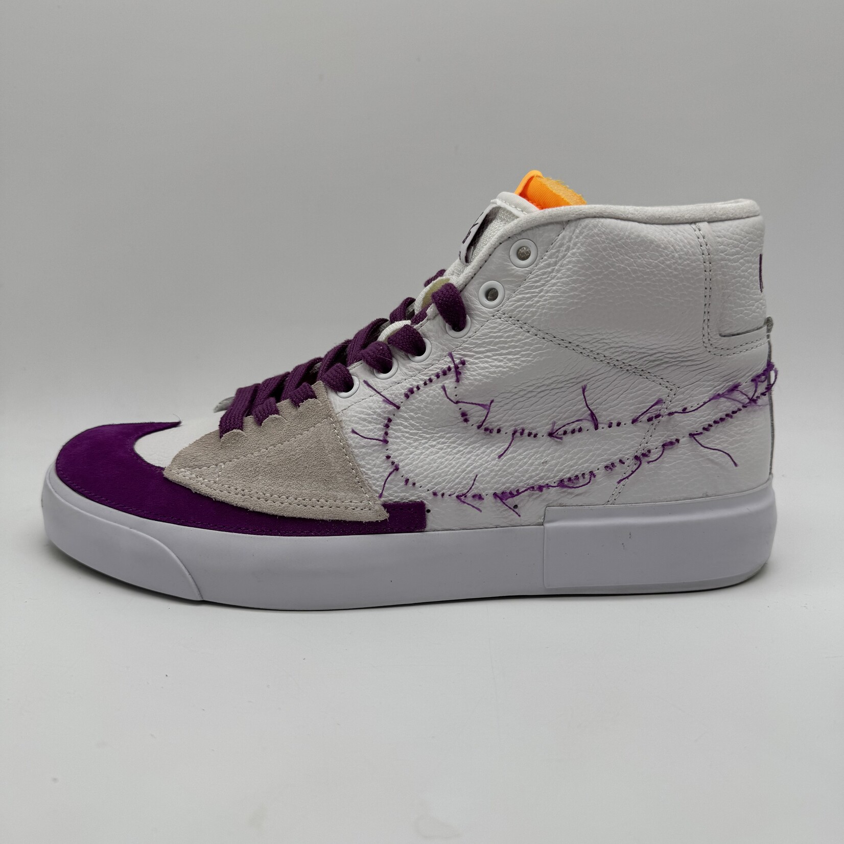 Nike SB Zoom Blazer Mid Edge Lakers