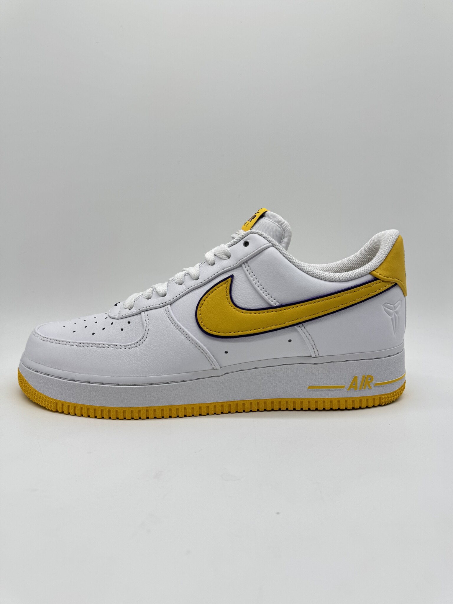 Nike Air Force 1 Low Retro QS Kobe Bryant Lakers Home
